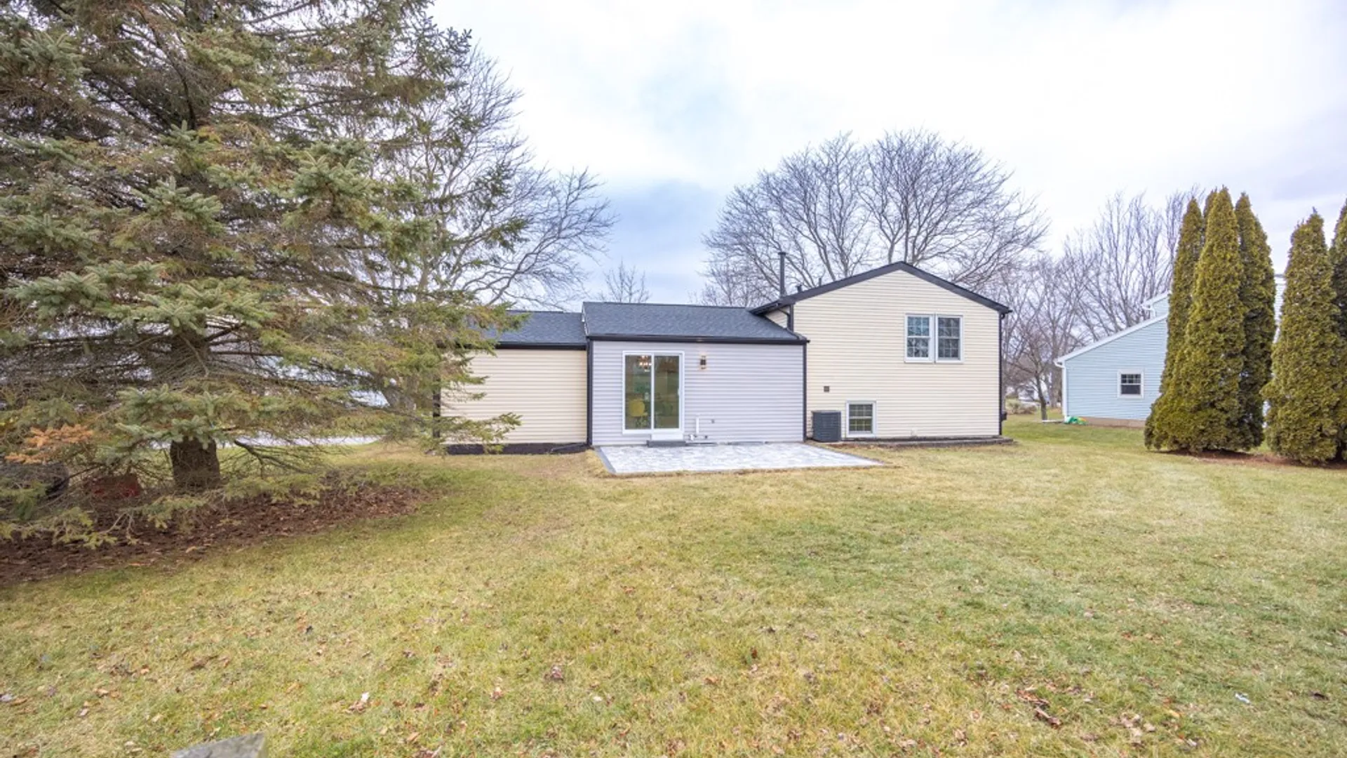 Property at 95 Wildherd Drive, Henrietta, NY 14467 37