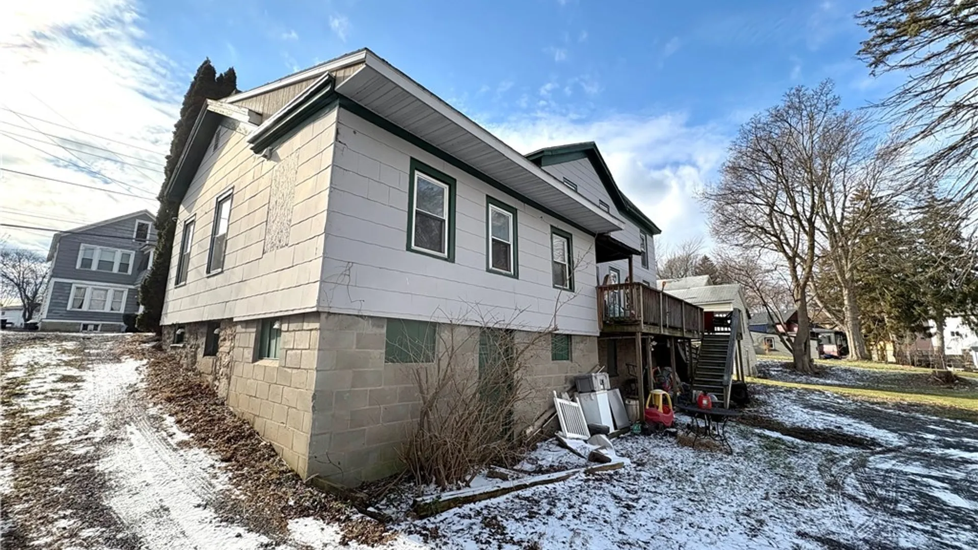 Property at 112 Osborne Street, Auburn, NY 13021 2