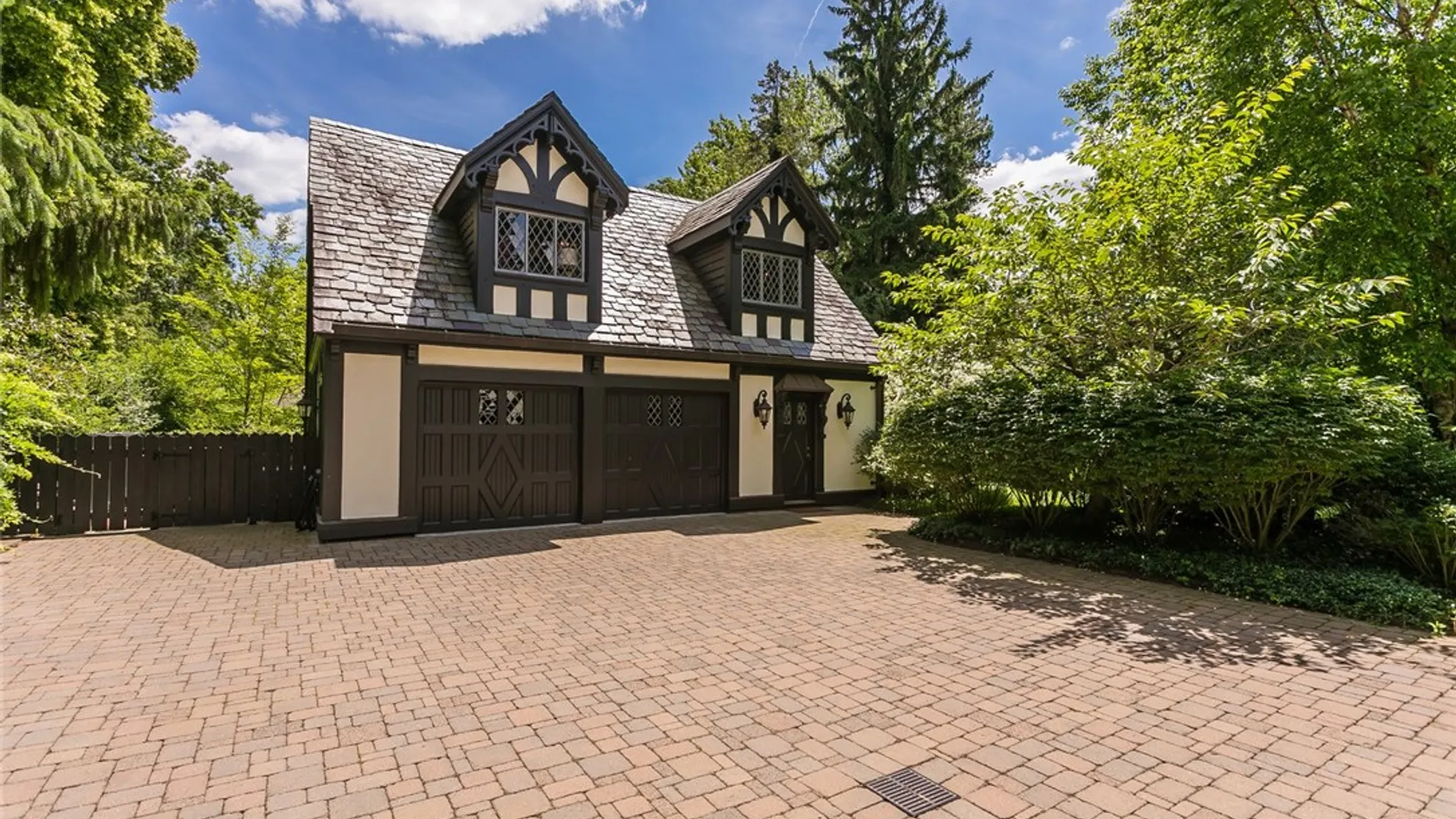 Property at 239 Sandringham Road, Brighton, NY 14610 4