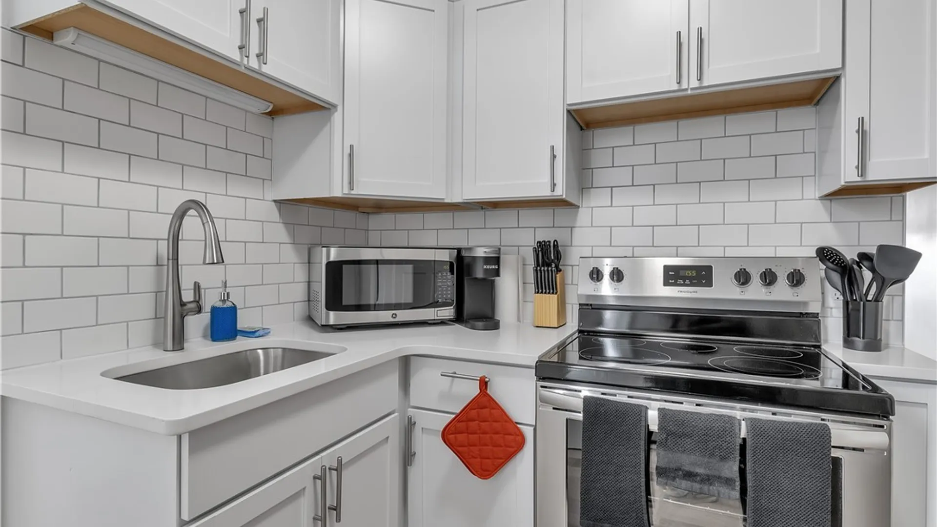 Property at 617 Niagara Street, Buffalo, NY 14201 4