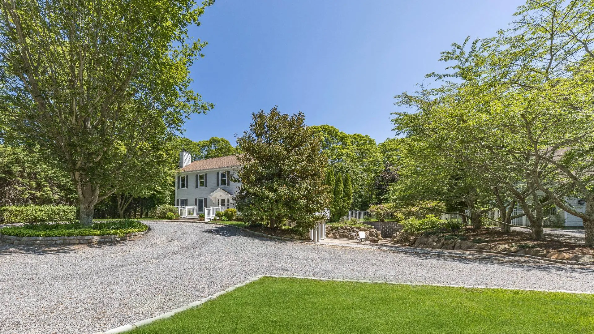 Property at 344 Accabonac Road, East Hampton, NY 11937 28