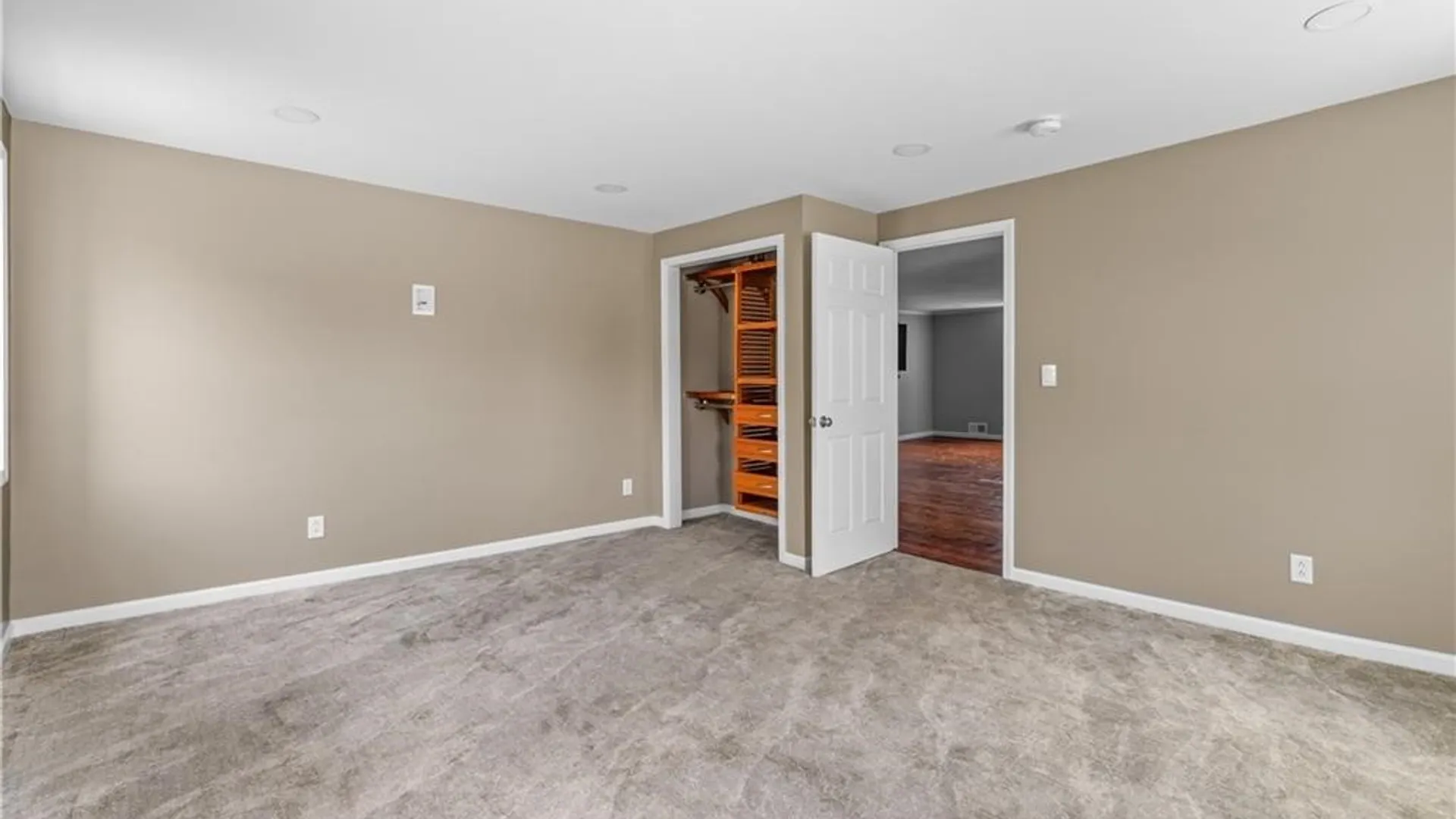 Property at 238 Oriskany Boulevard, Whitestown, NY 13492 14