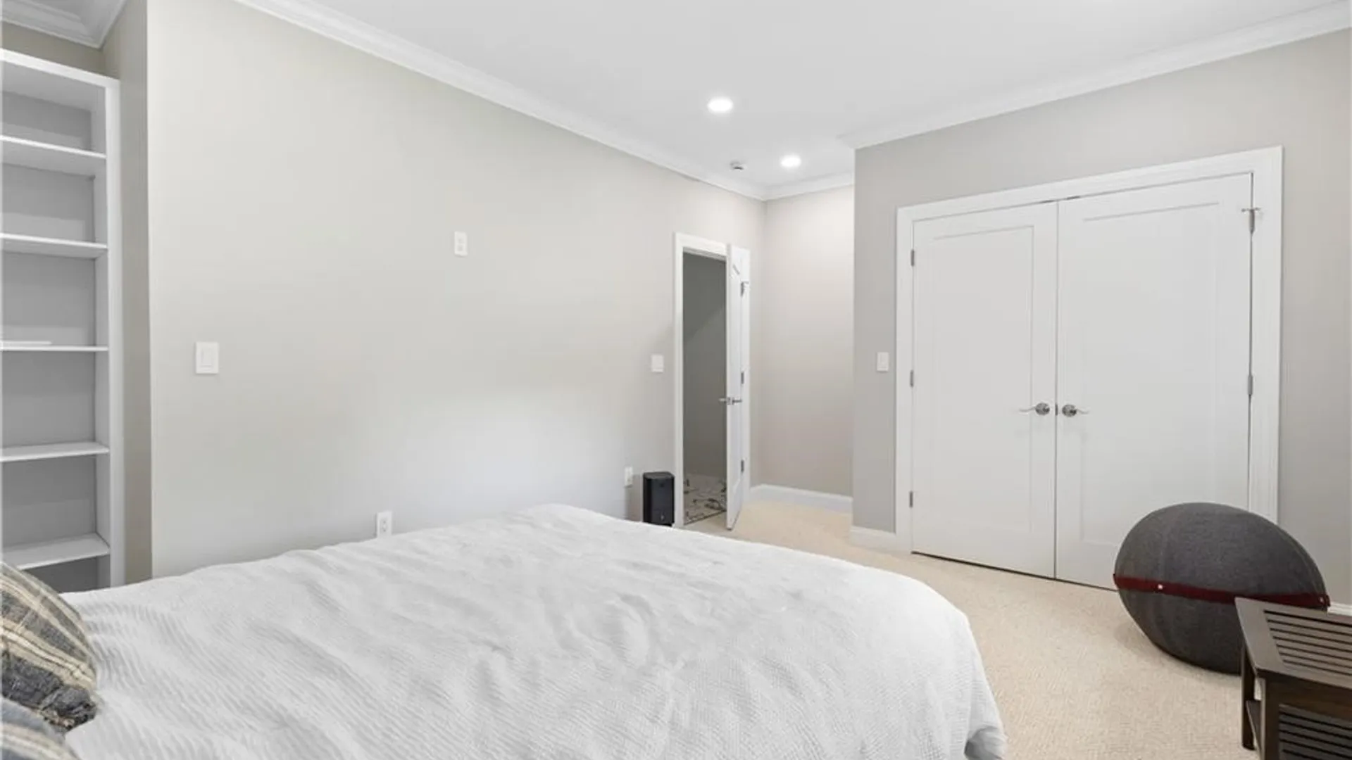 Property at 238 Oriskany Boulevard, Whitestown, NY 13492 12