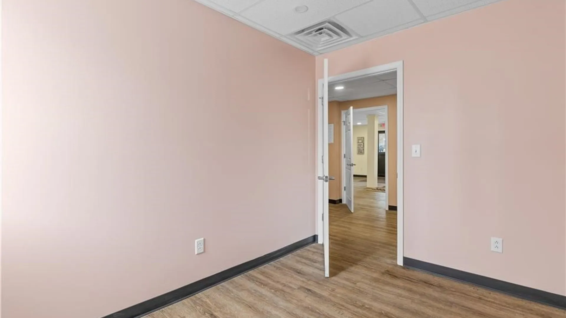 Property at 238 Oriskany Boulevard, Whitestown, NY 13492 9