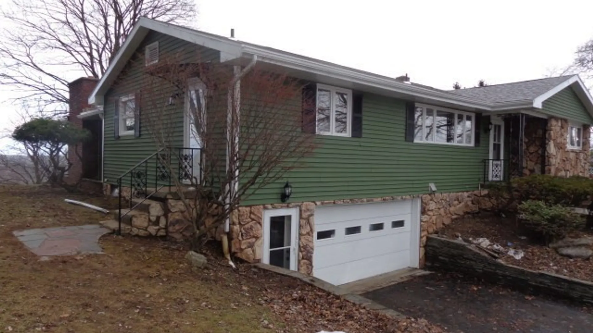 Property at 3995 Douglas Heights Drive, Lenox, NY 13032 2