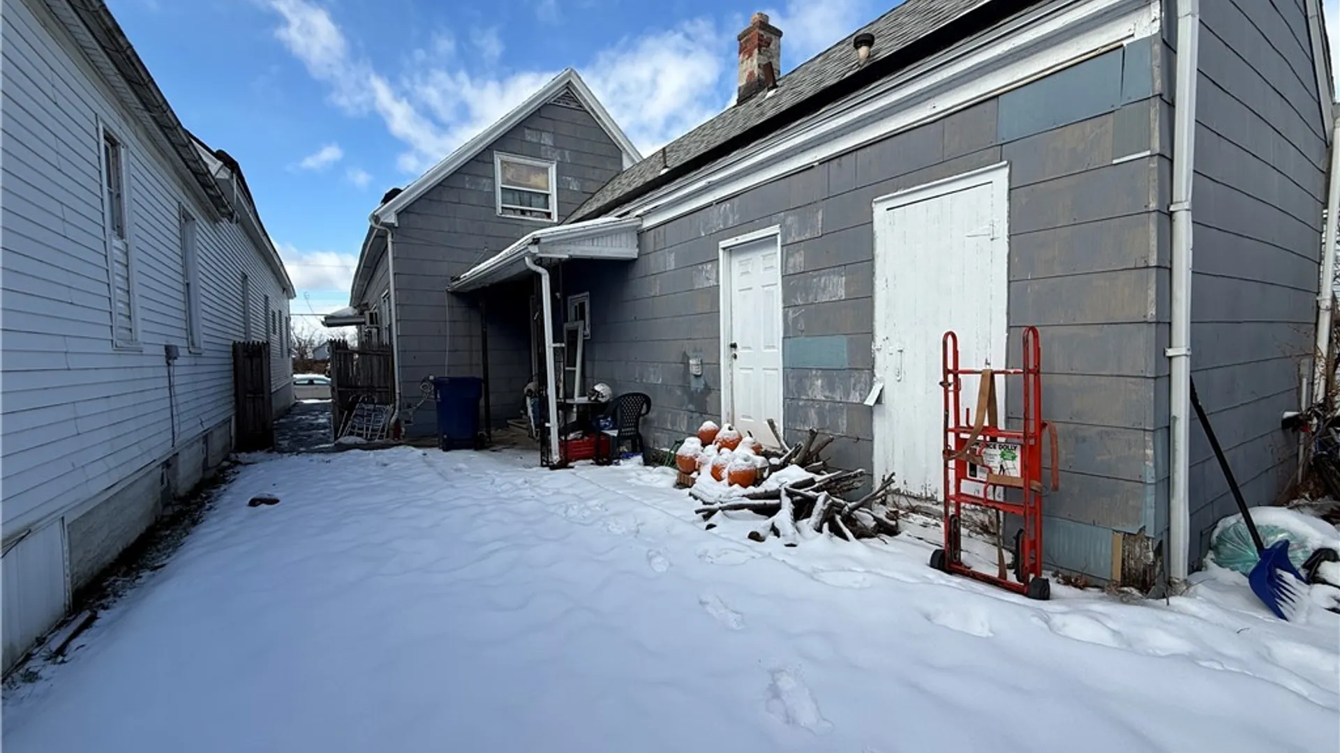 Property at 93 Gatchell Street, Buffalo, NY 14212 3