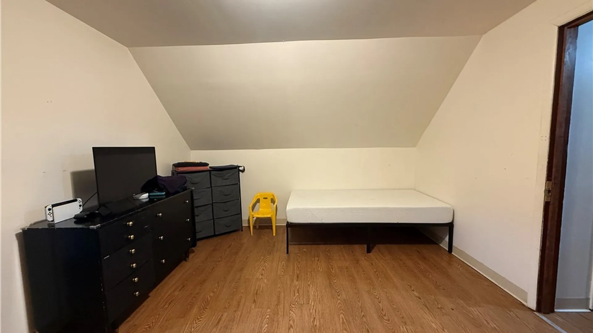 Property at 139 Freund Street, Buffalo, NY 14215 17