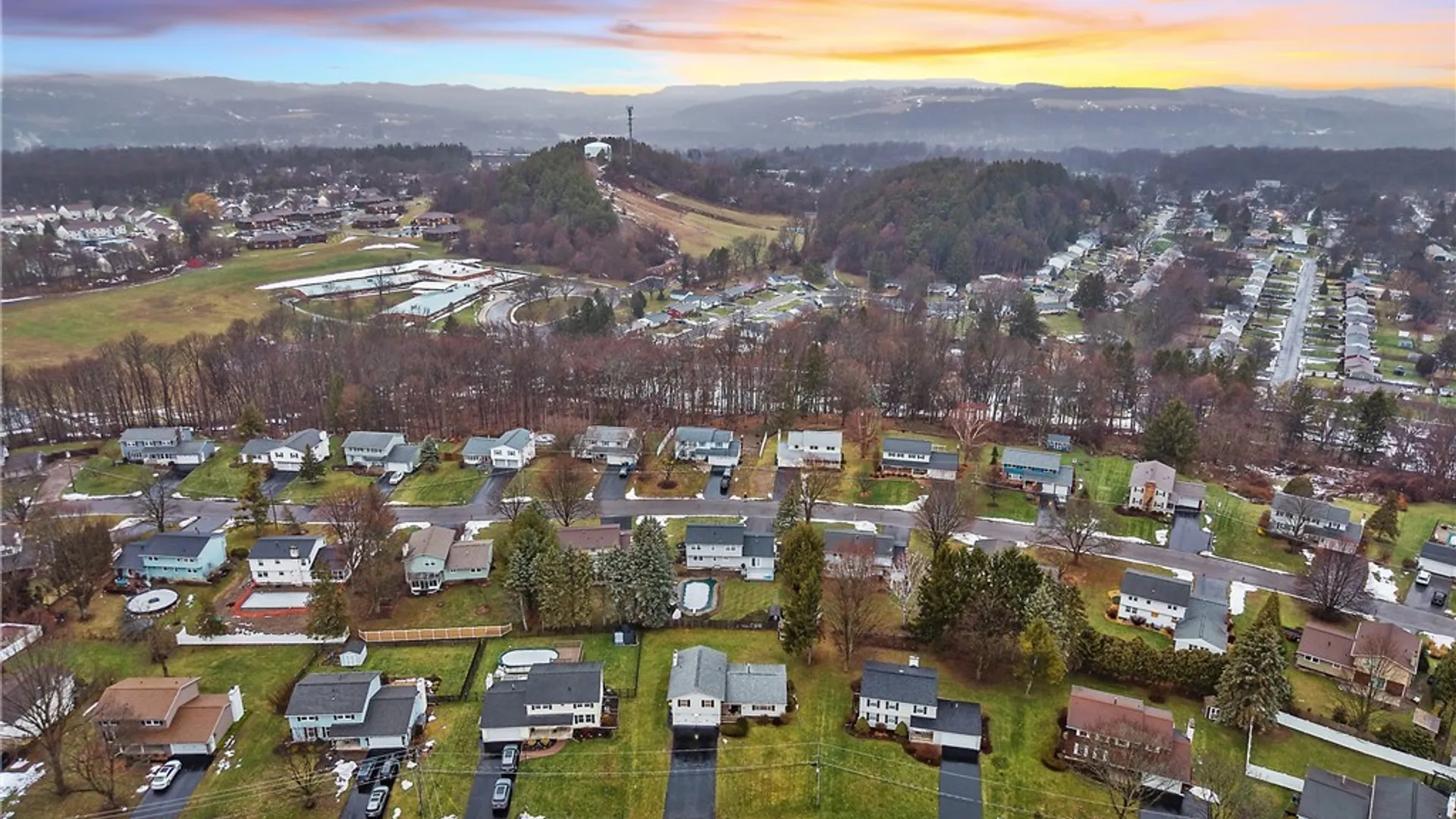 Property at 110 Mallard Drive, Camillus, NY 13031 34