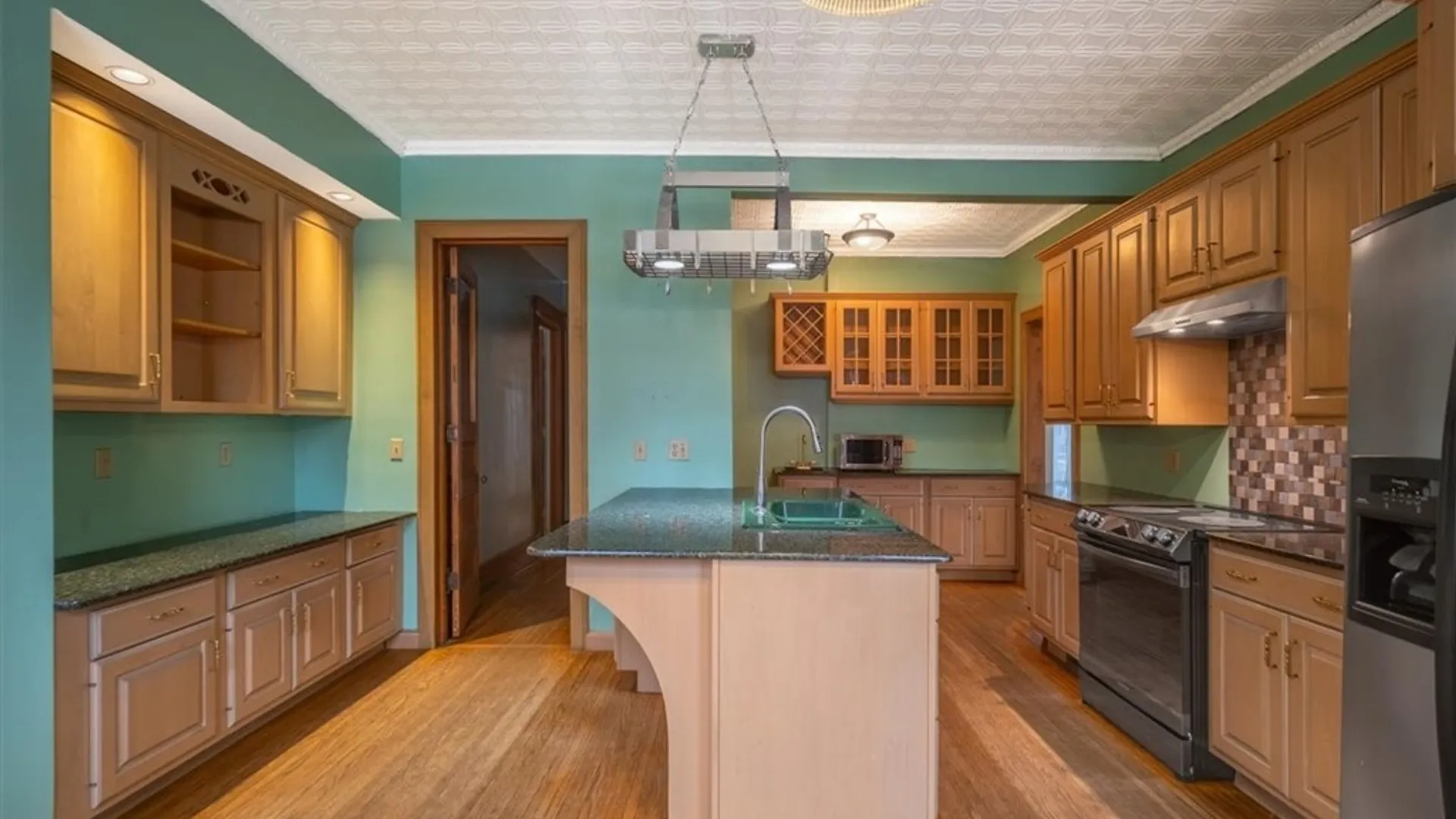 Property at 418 Broad Street, Oneida, NY 13421 10