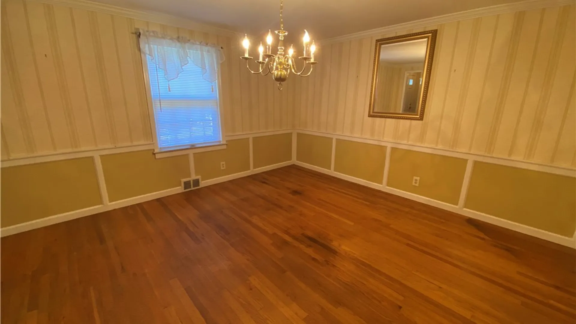 Property at 103 Paris Road, New Hartford, NY 13413 10