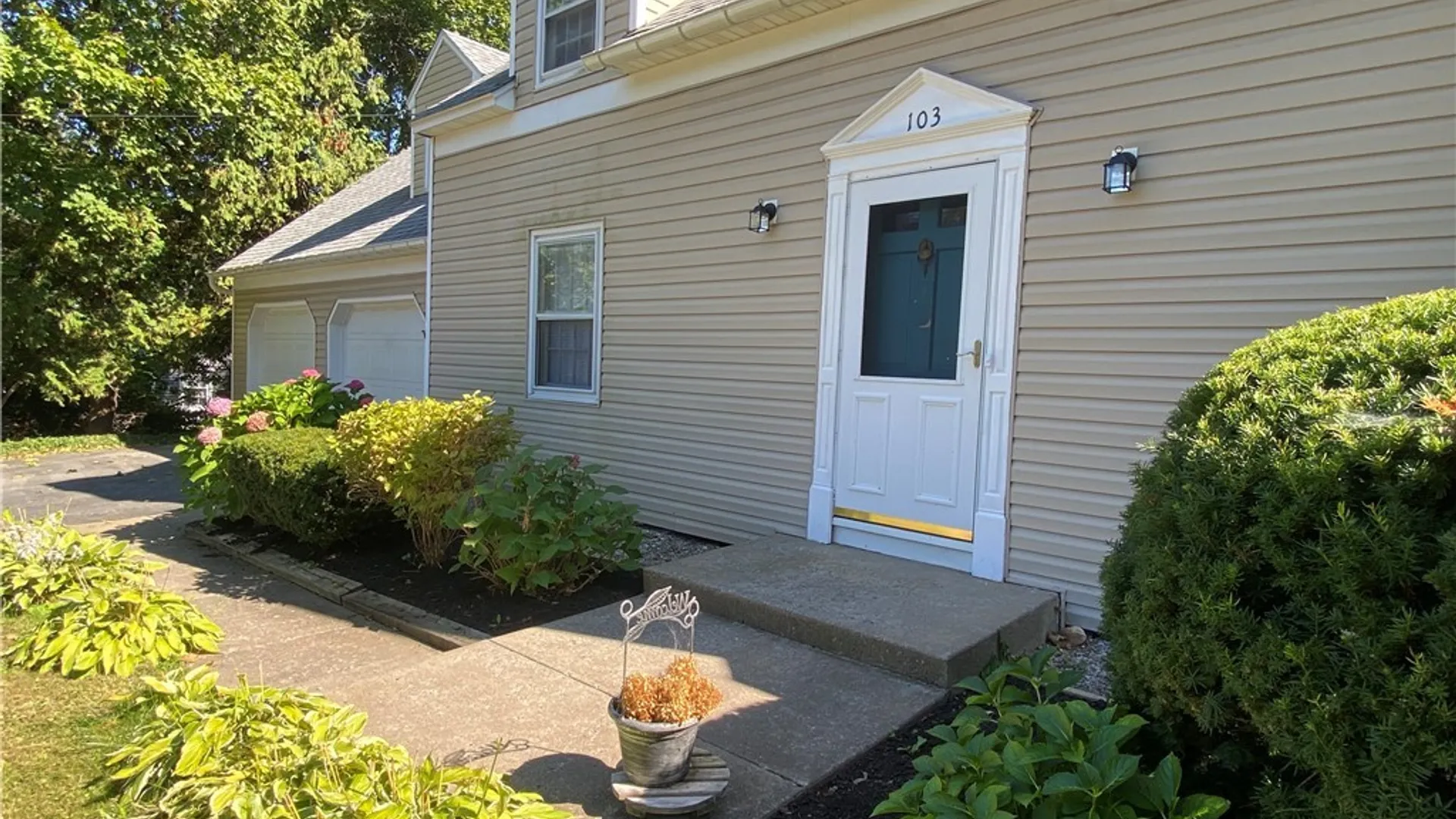 Property at 103 Paris Road, New Hartford, NY 13413 43