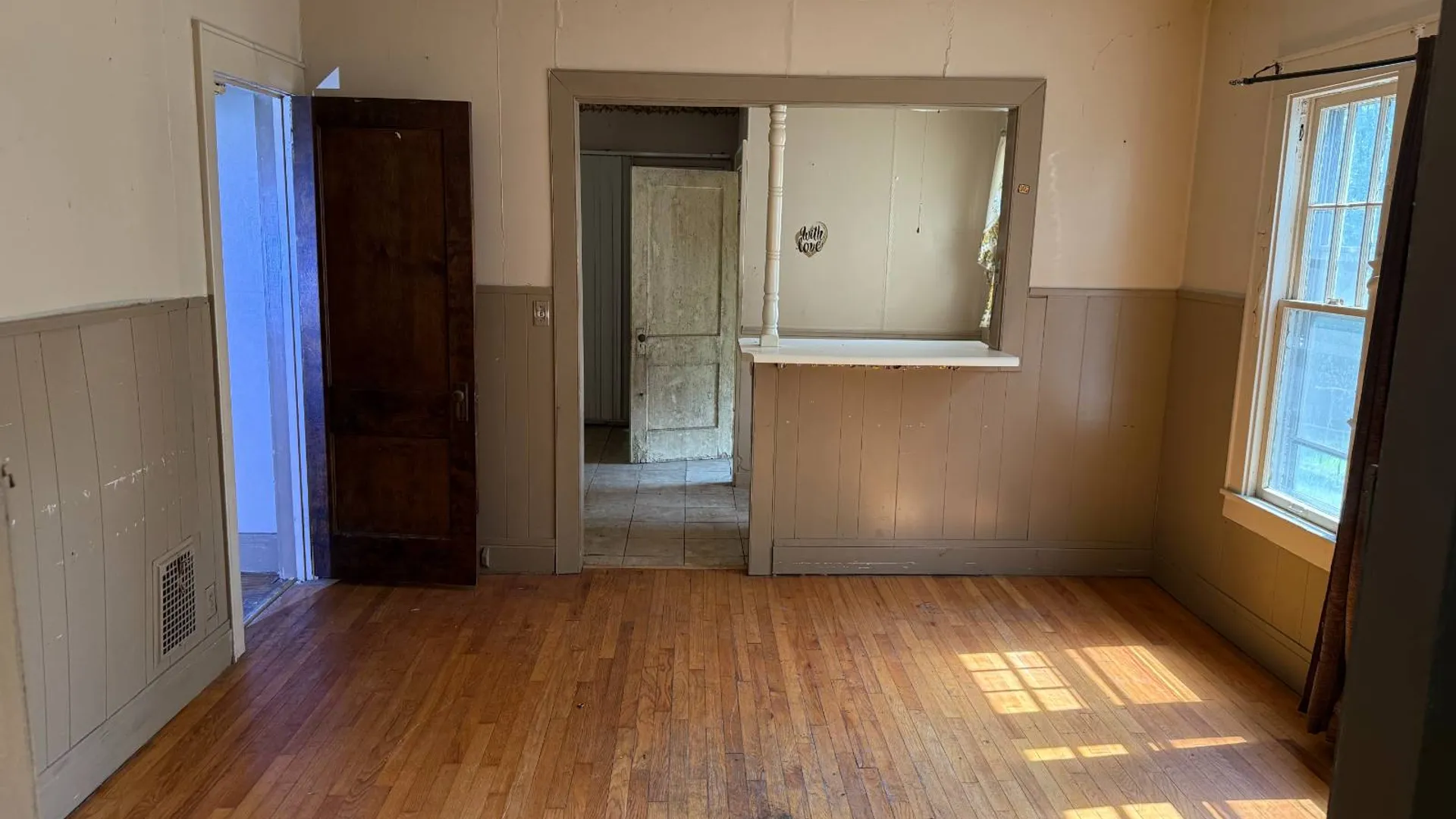 Property at 208 Paul Ave, Syracuse, NY 13206 10