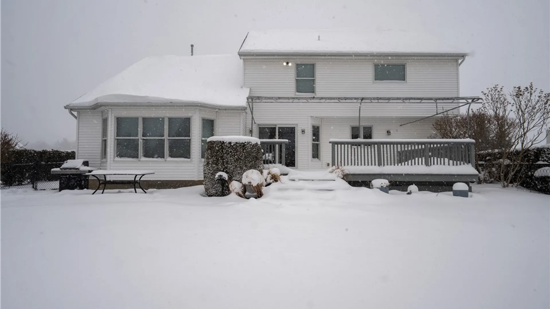 Property at 7165 Creekbend Drive, Pendleton, NY 14120 16