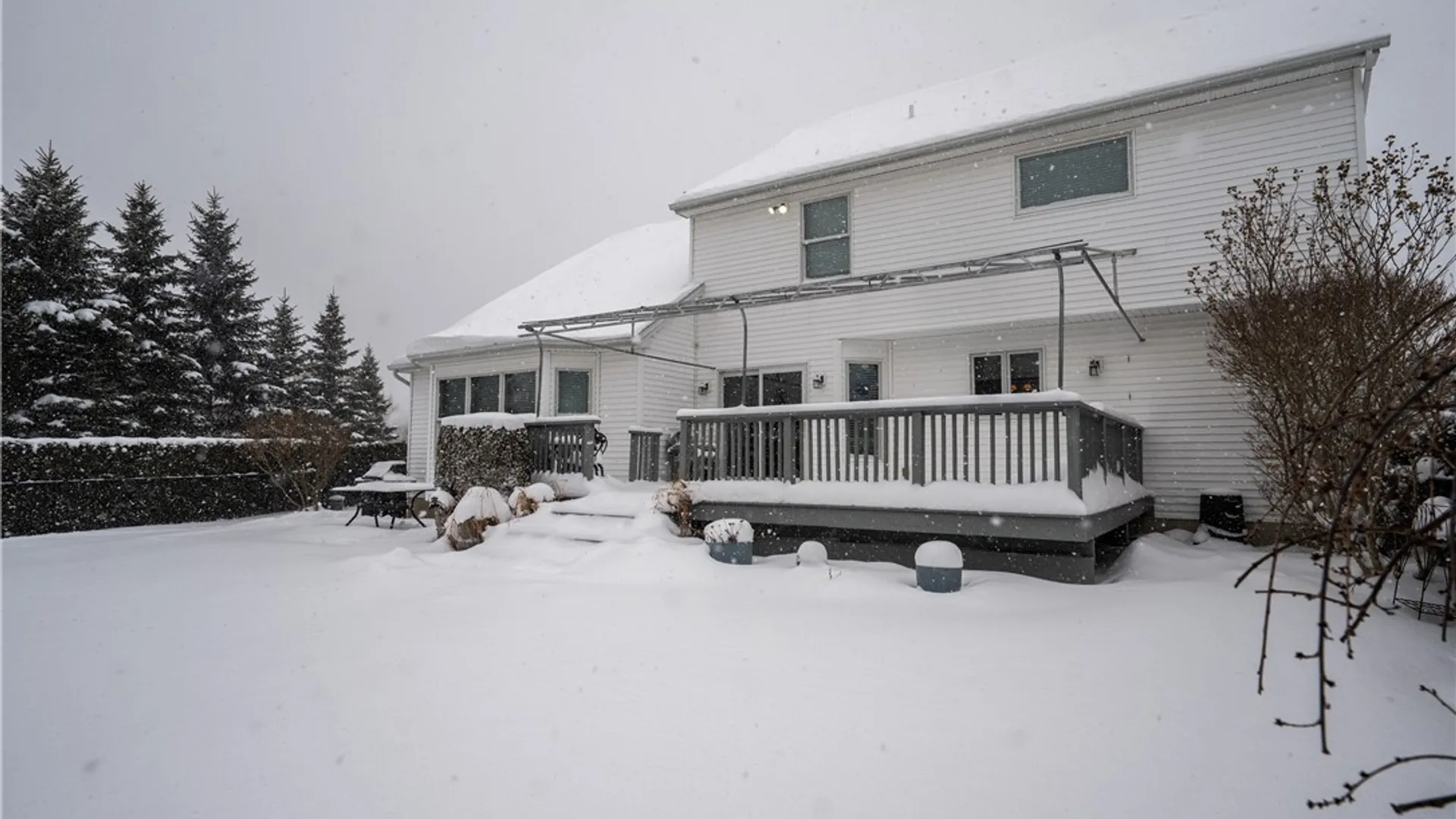 Property at 7165 Creekbend Drive, Pendleton, NY 14120 17