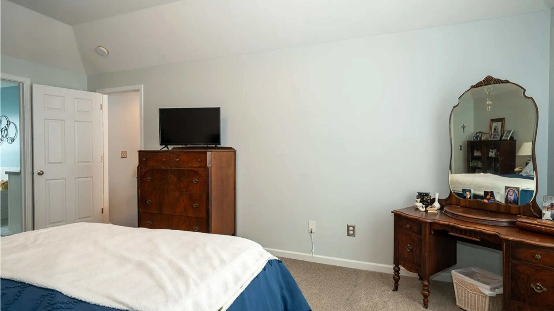 Property at 7165 Creekbend Drive, Pendleton, NY 14120 23