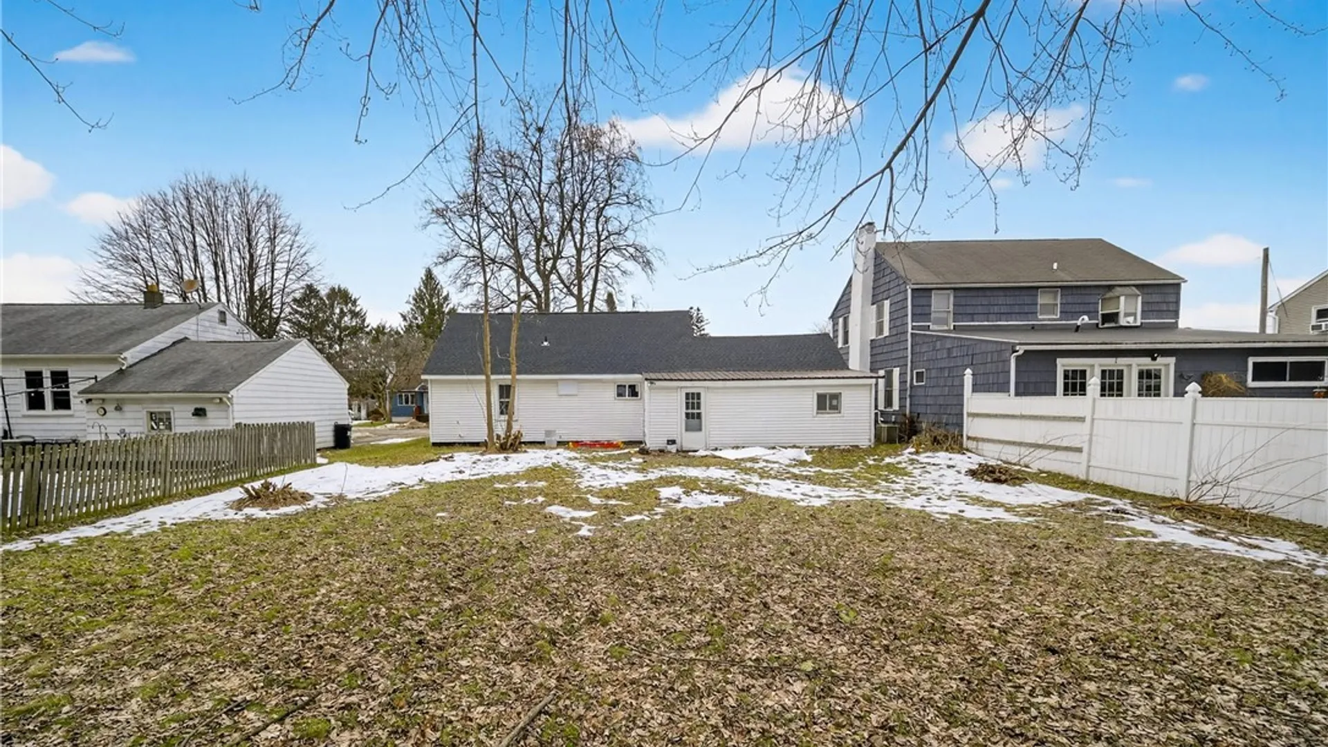 Property at 5632 Circle Drive, Cicero, NY 13039 30