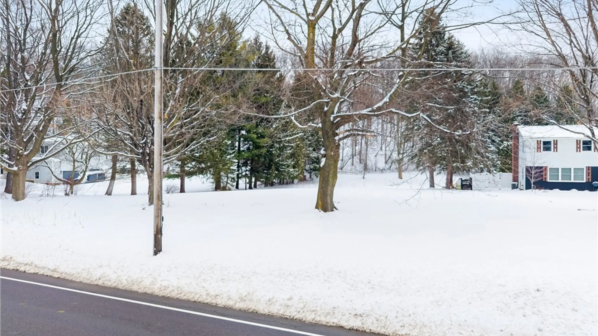 Property at 1077 Nottingham Road, DeWitt, NY 13078 2