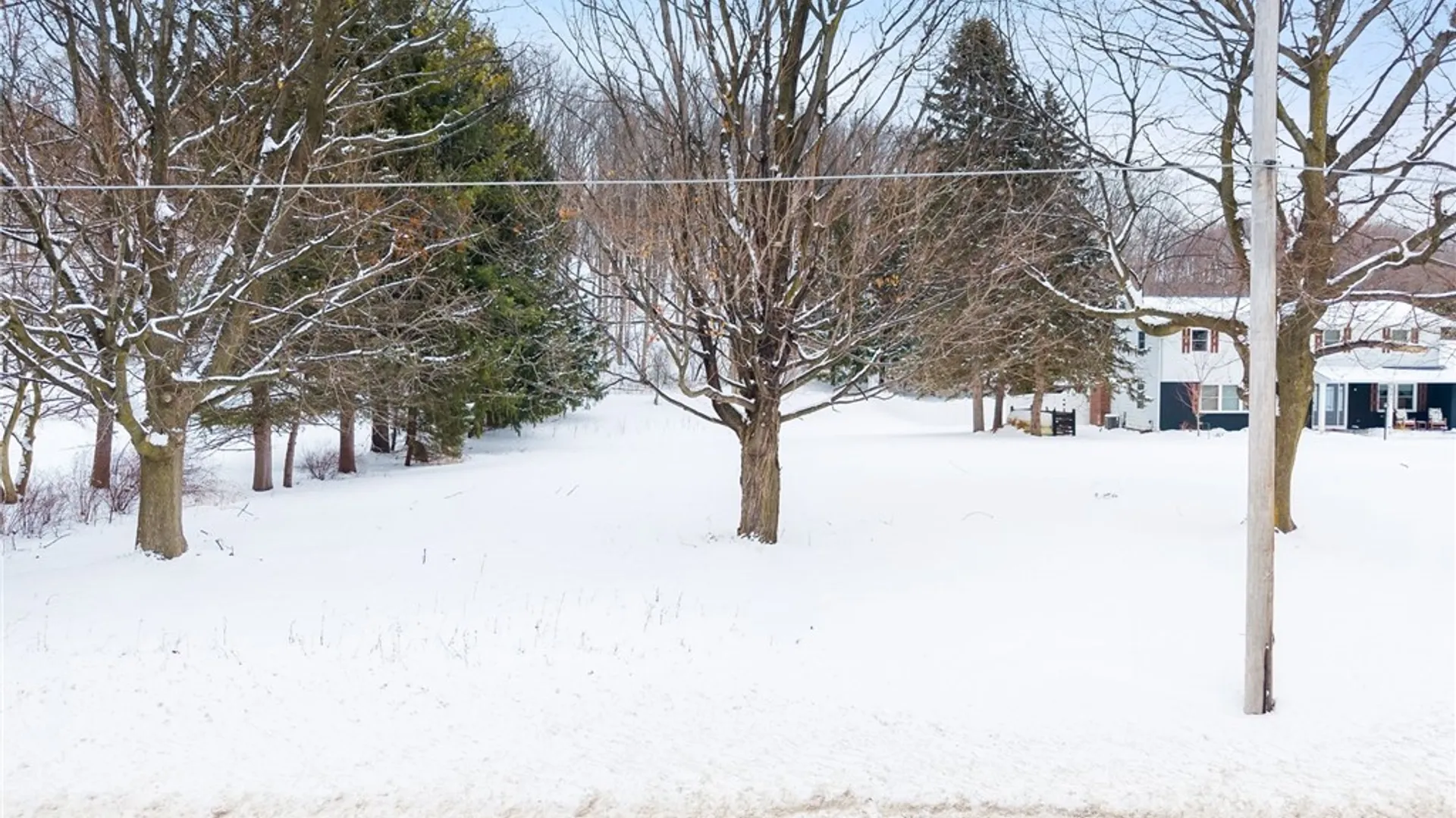 Property at 1077 Nottingham Road, DeWitt, NY 13078 4