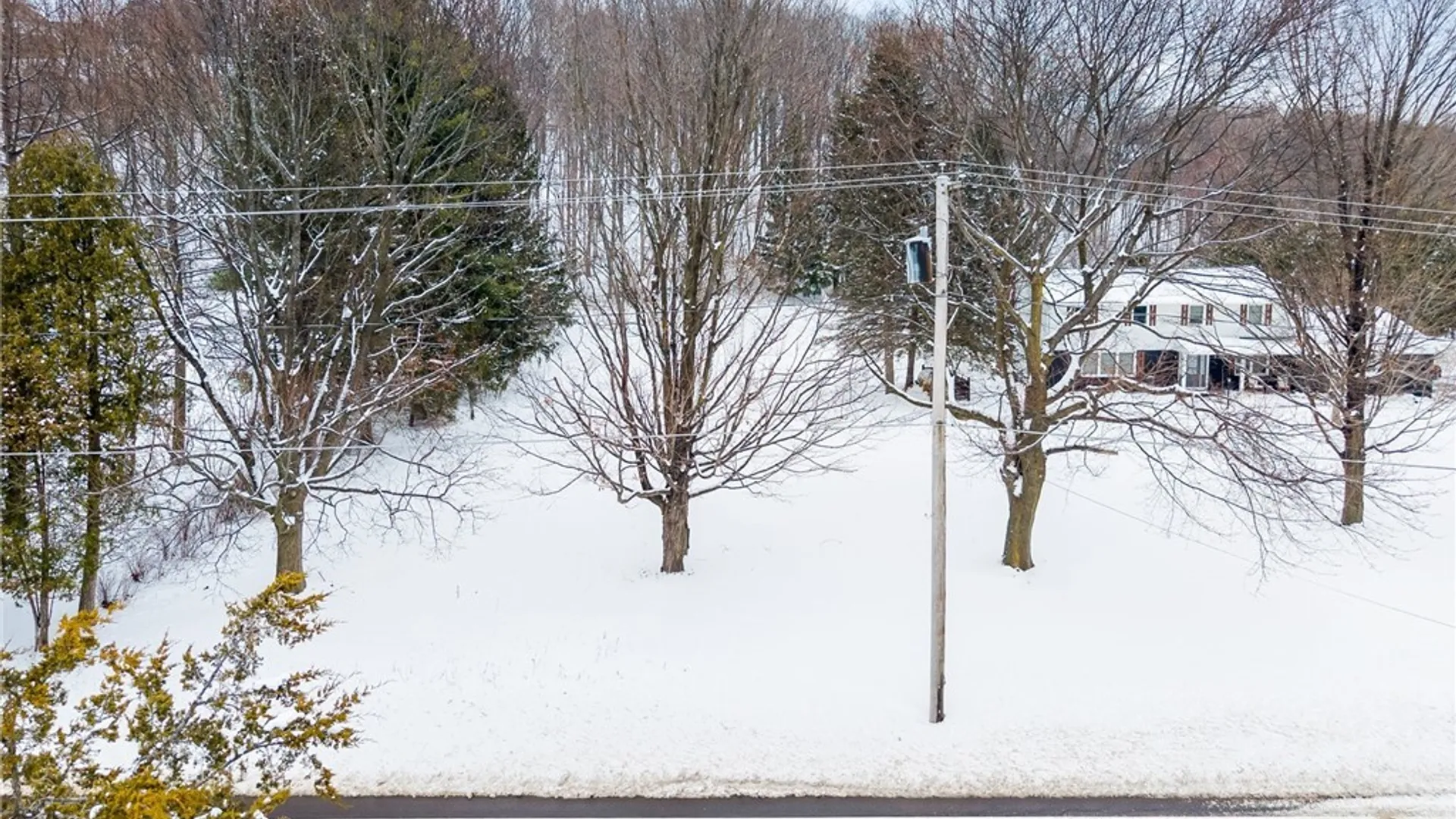 Property at 1077 Nottingham Road, DeWitt, NY 13078 5