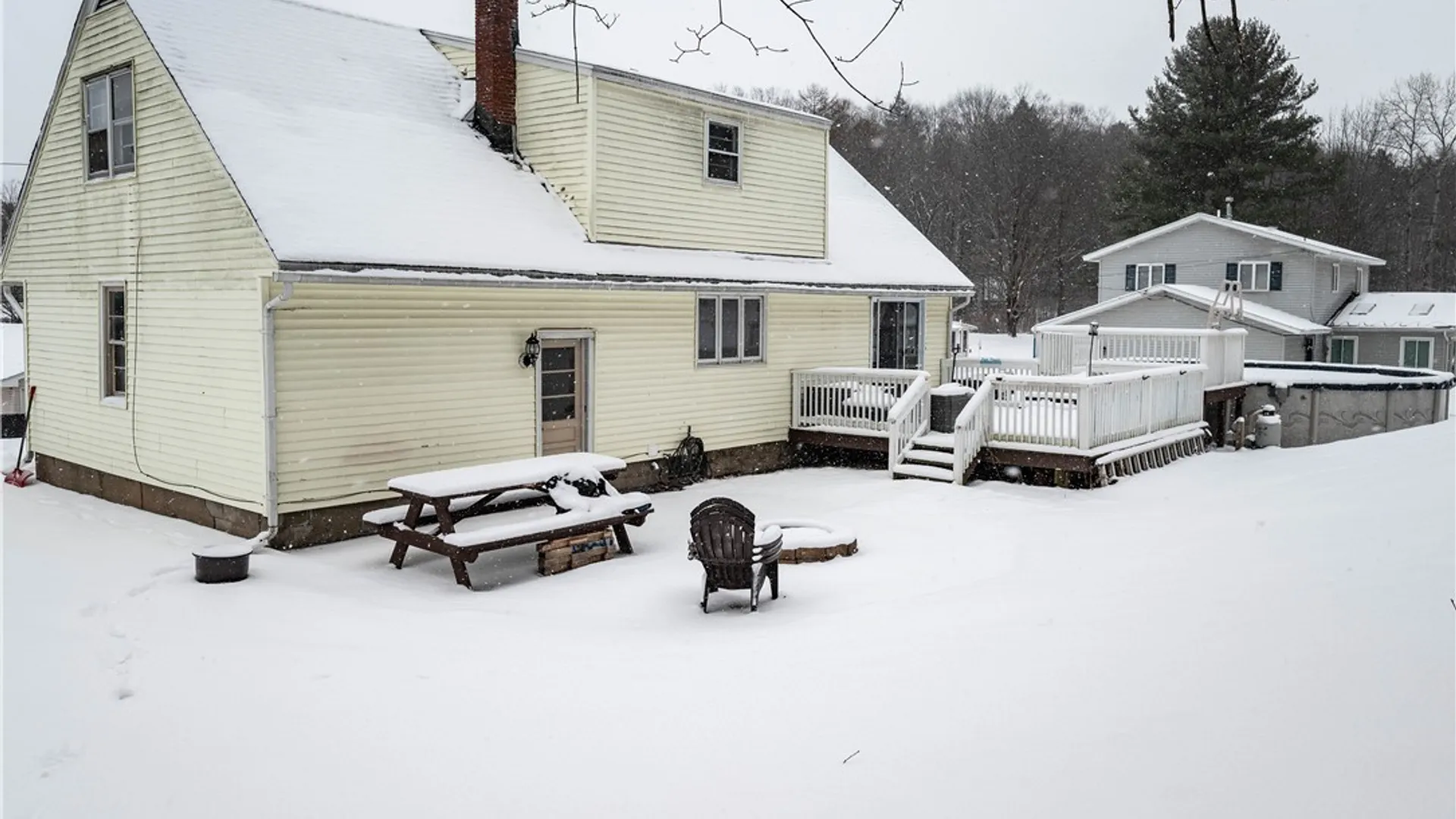 Property at 18 Gridley Place, Paris, NY 13456 5