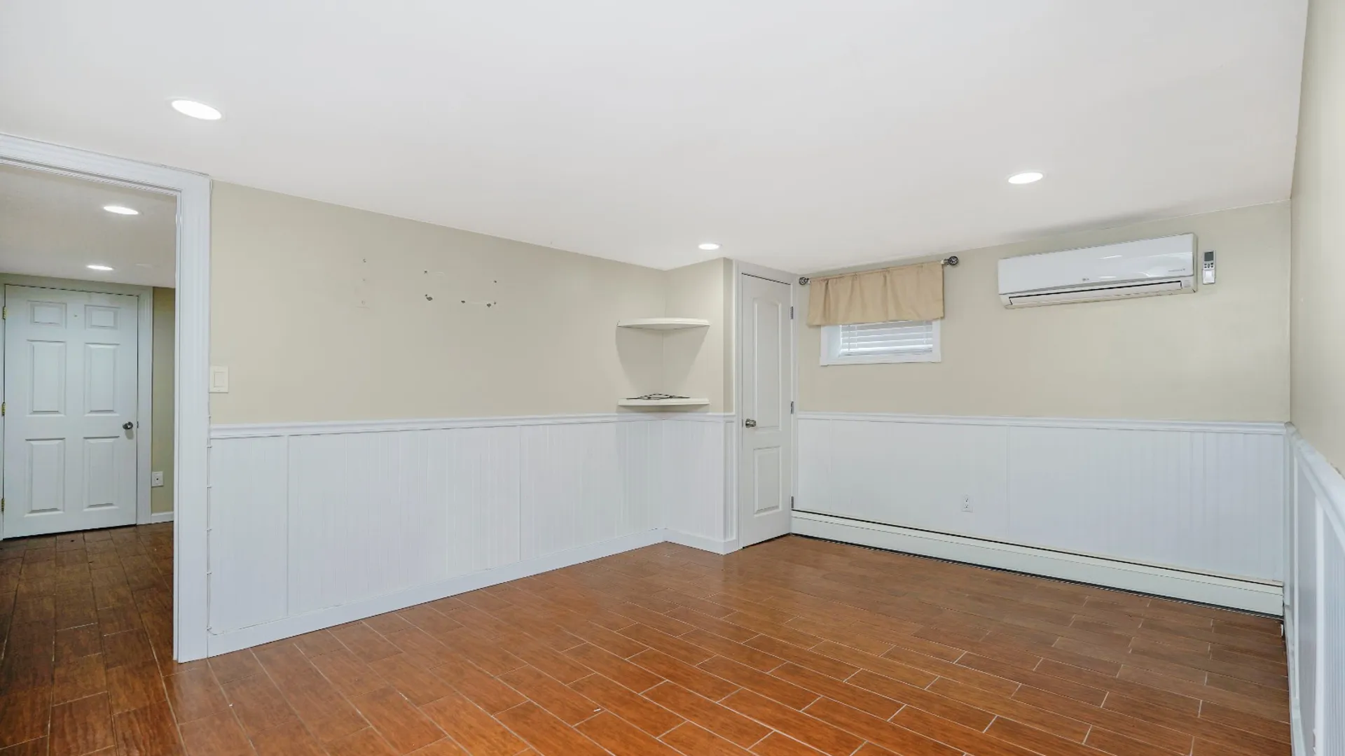 Property at 751 Jewett ave, staten island, NY 10314 8