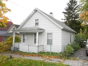 Property at 321 Greenway Avenue, Syracuse, NY 13206