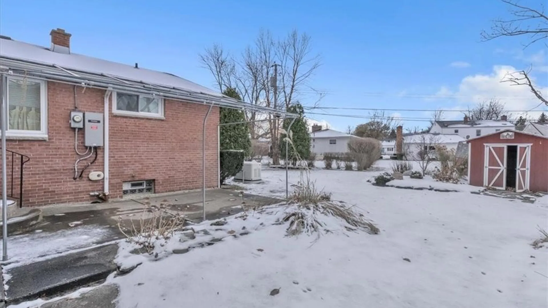 Property at 116 Segsbury Road, Amherst, NY 14221 4