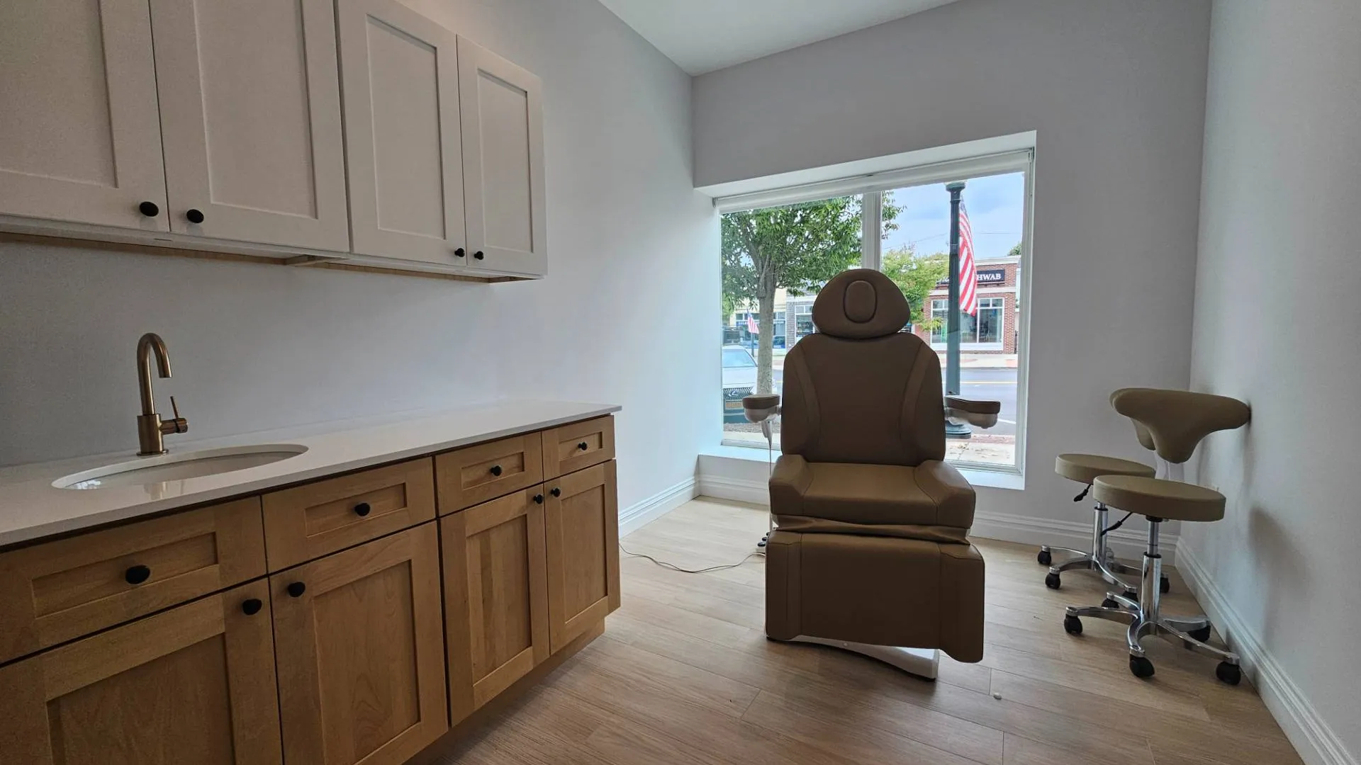 Property at 15 Hill Street, Southampton, NY 11968 8