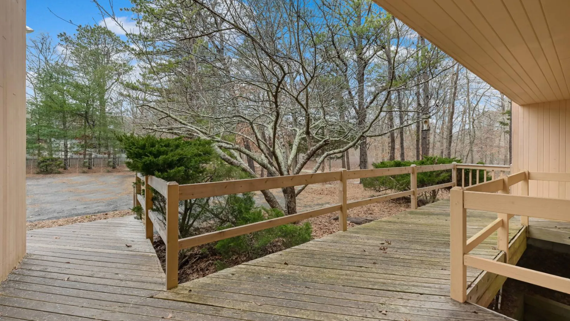 Property at 16 Goodfriend Drive, East Hampton, NY 11937 8