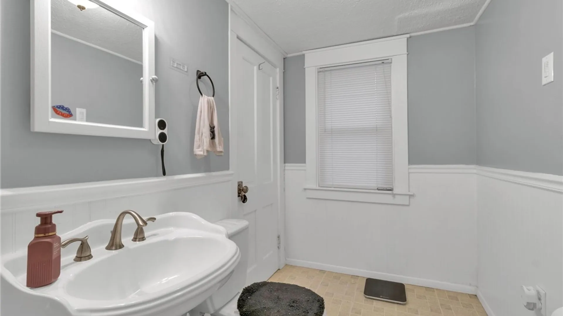 Property at 79 Callodine Avenue, Amherst, NY 14226 14