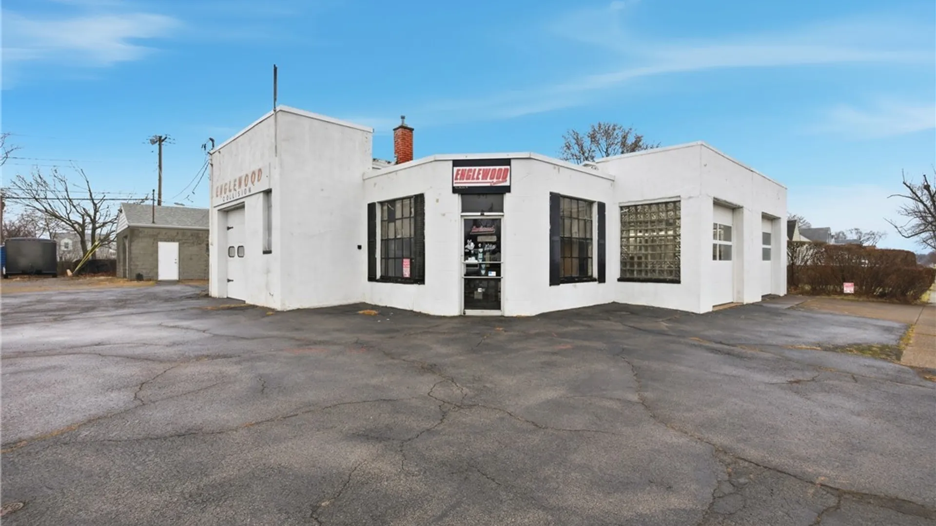 Property at 971 Englewood Avenue, Tonawanda, NY 14223 2