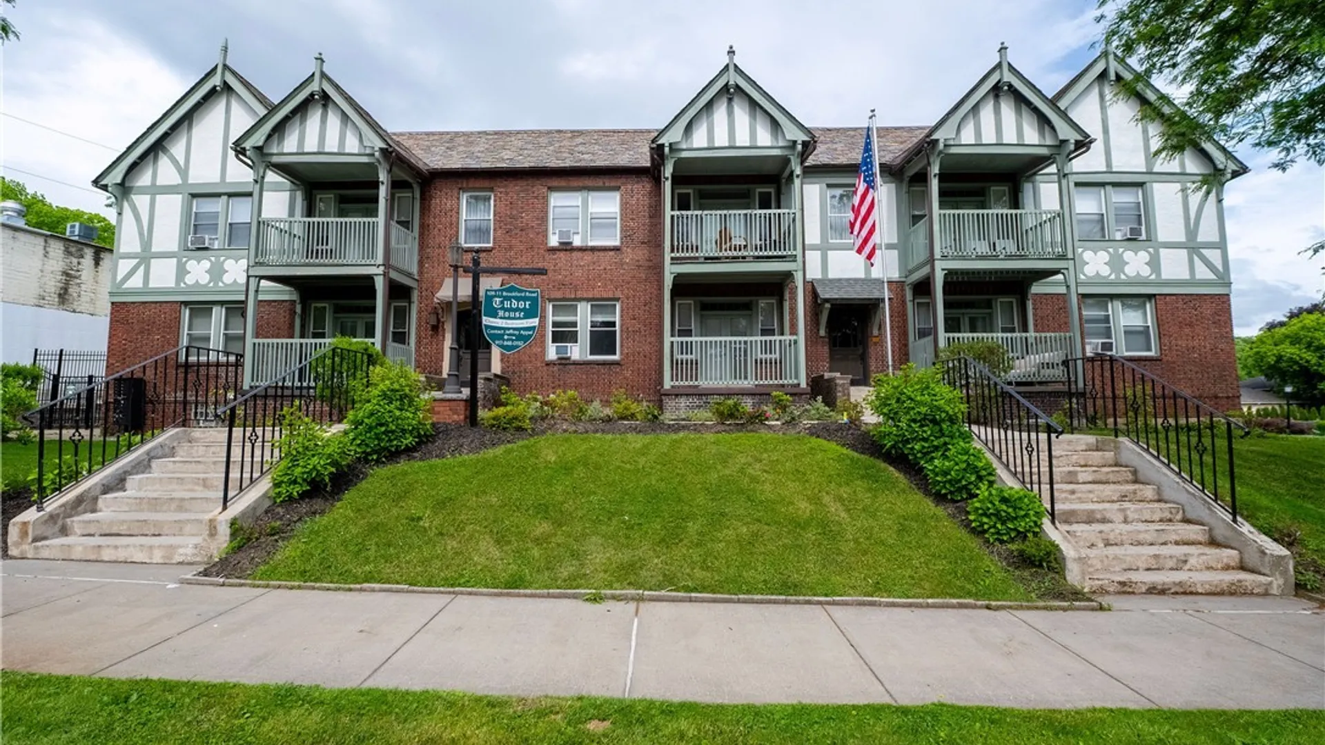 Property at 109 Brookford Road, Syracuse, NY 13224 2
