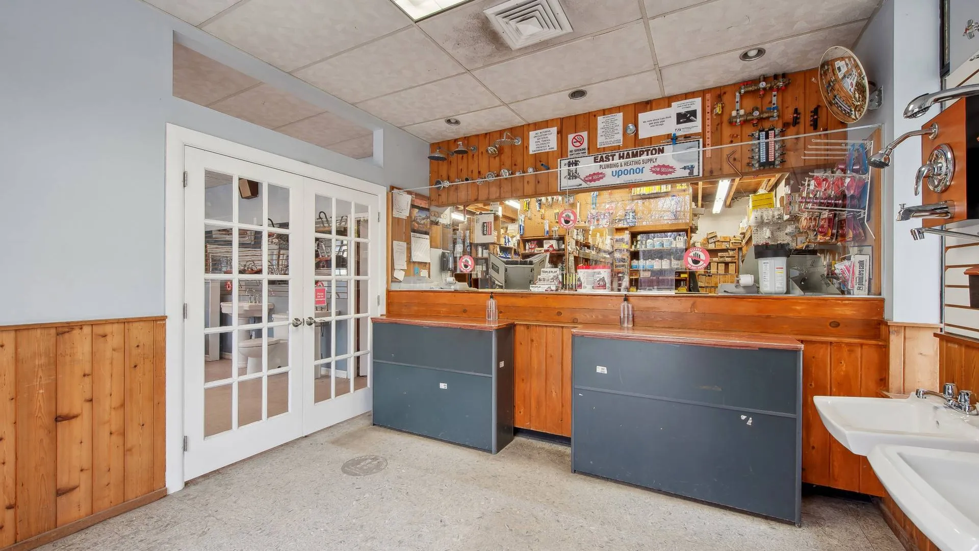 Property at 348 Montauk Highway, Wainscott, NY 11975 26
