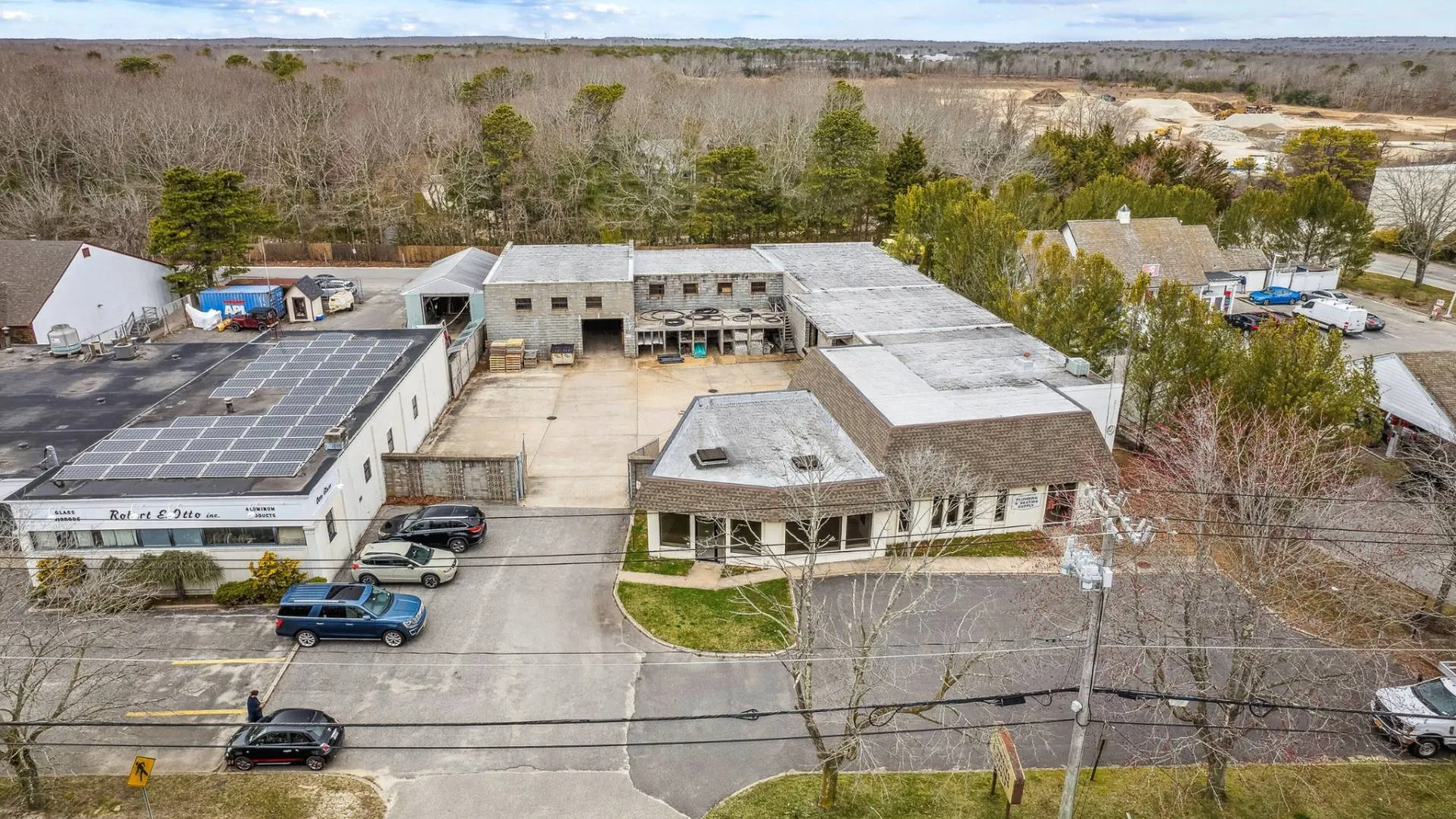 Property at 348 Montauk Highway, Wainscott, NY 11975 9