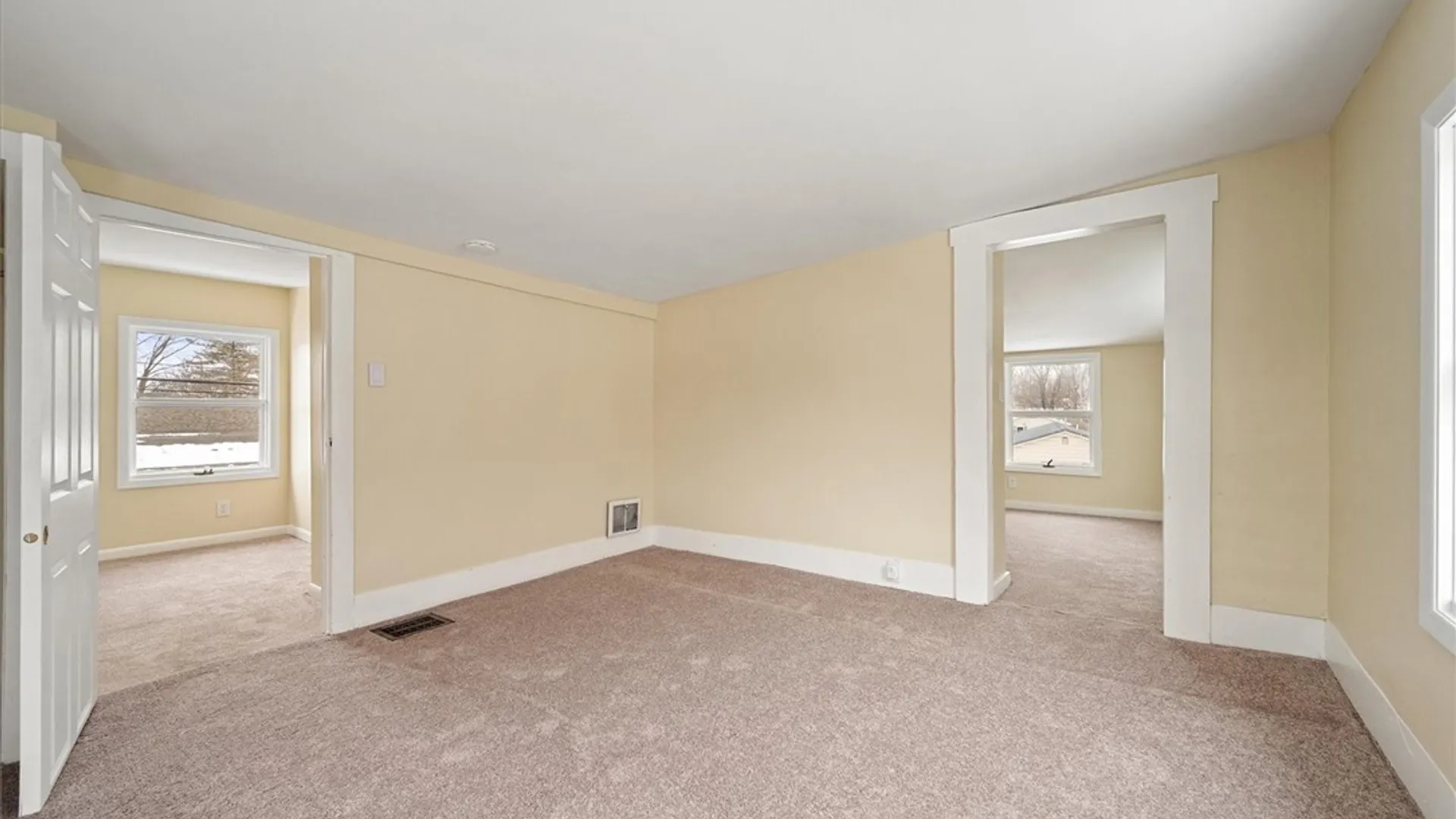 Property at 546 Stone Street, Oneida, NY 13421 27