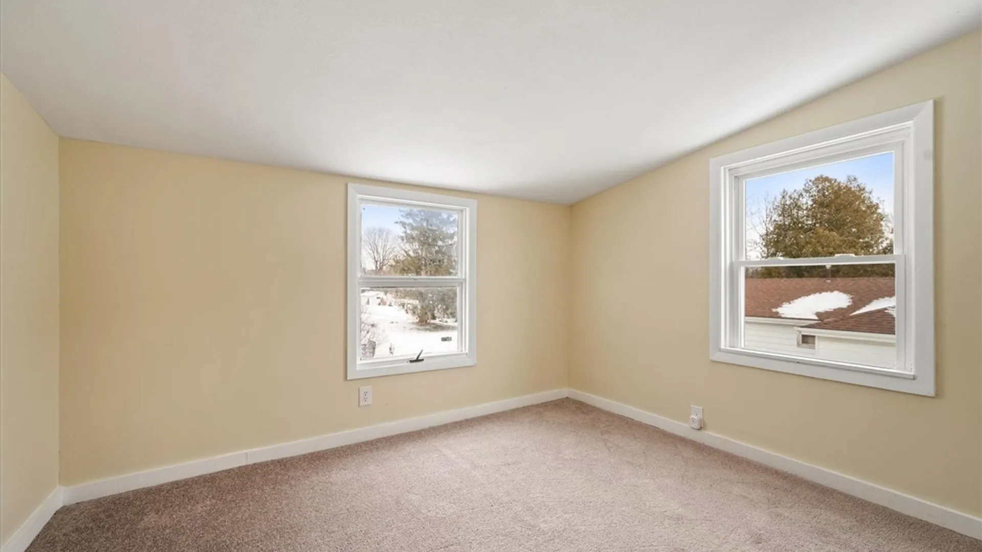 Property at 546 Stone Street, Oneida, NY 13421 32