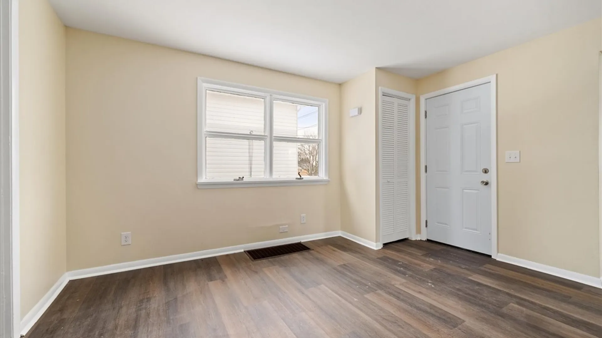 Property at 546 Stone Street, Oneida, NY 13421 4