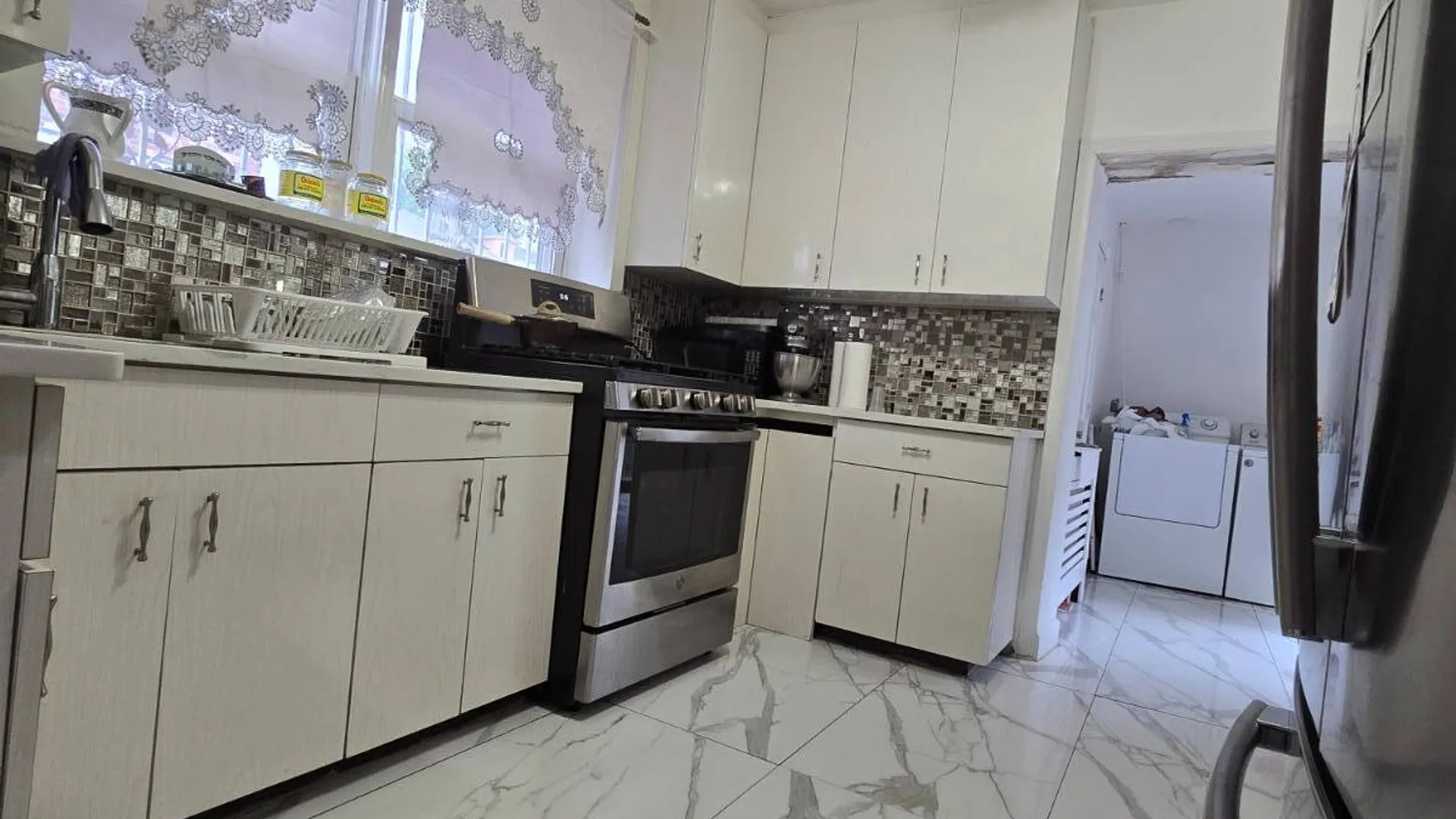 Property at 2154 W 6th St, Brooklyn, NY 11223 5