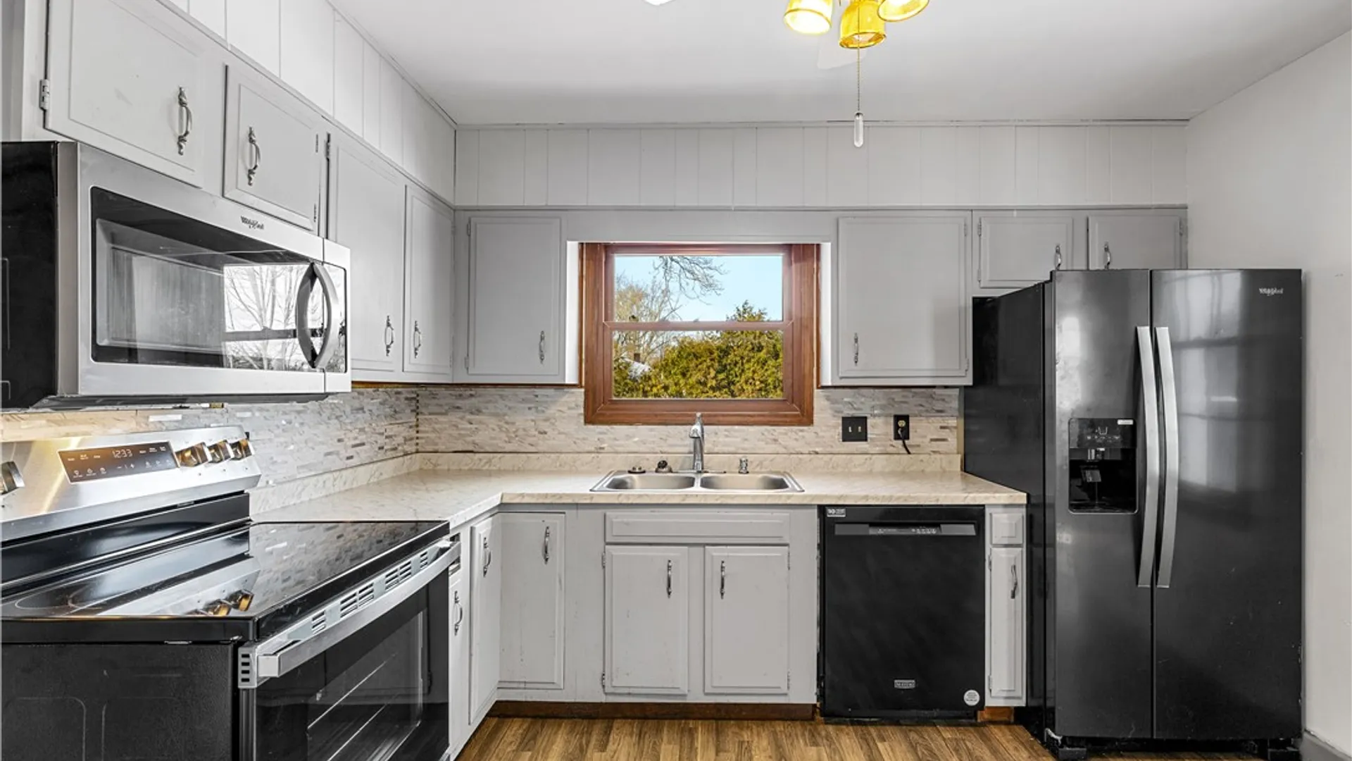 Property at 8 Pleasantview Place, Whitestown, NY 13492 11