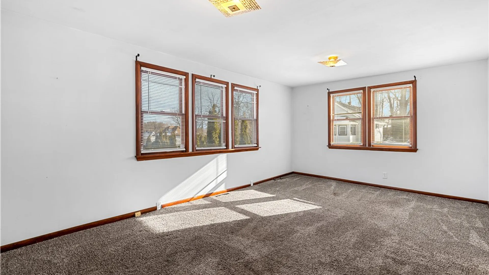 Property at 8 Pleasantview Place, Whitestown, NY 13492 5