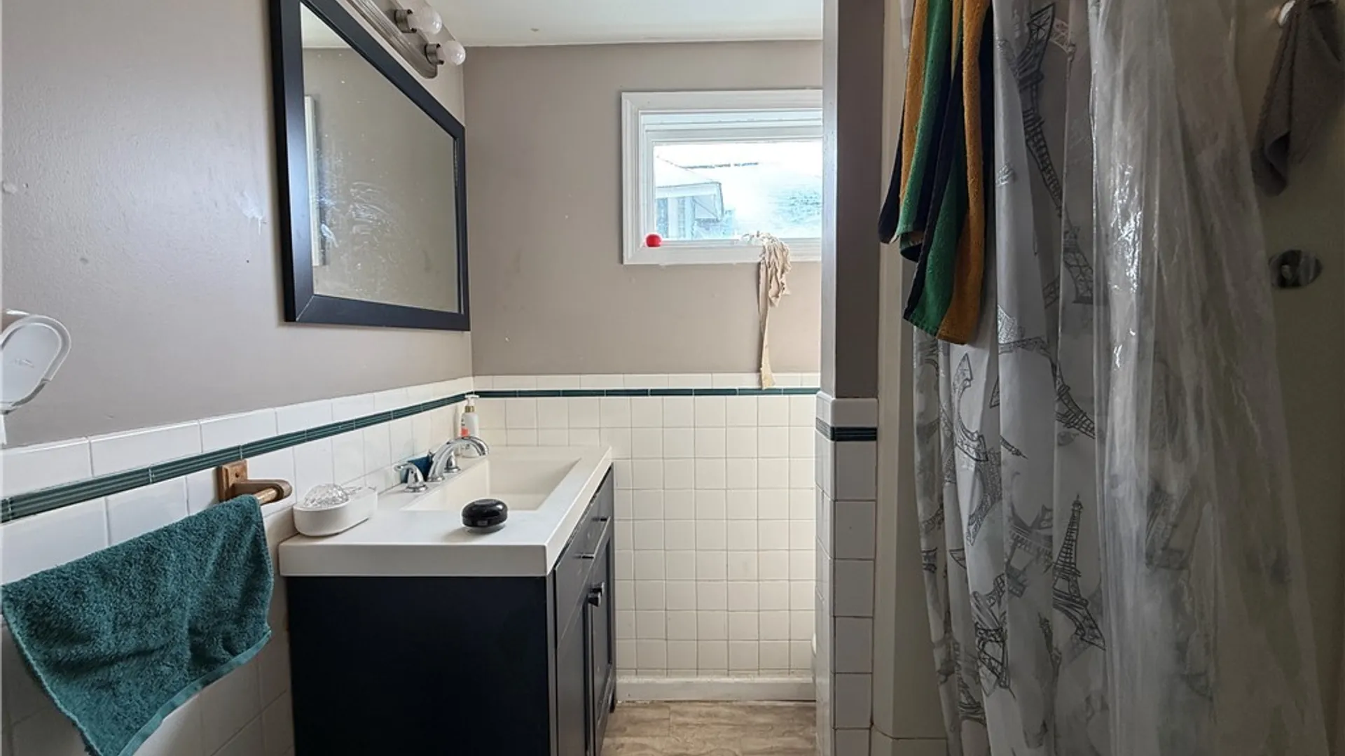 Property at 65 Hunt Avenue, Buffalo, NY 14207 9