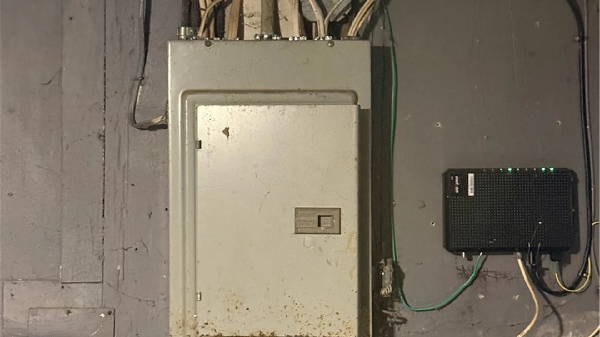 Property at 172 Hastings Avenue, Buffalo, NY 14215 14