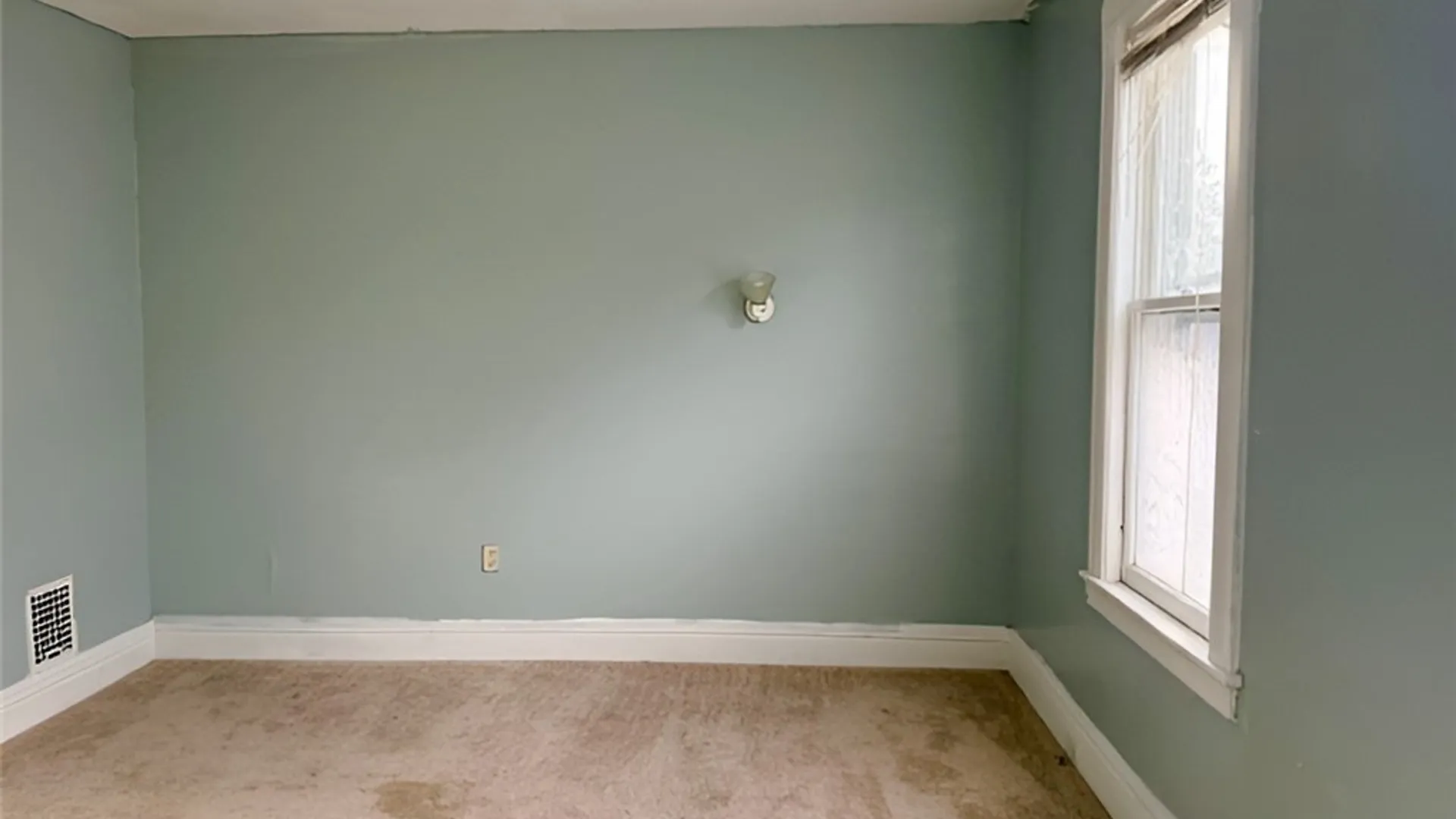 Property at 106 Elm Street, Elmira City, NY 14905 10