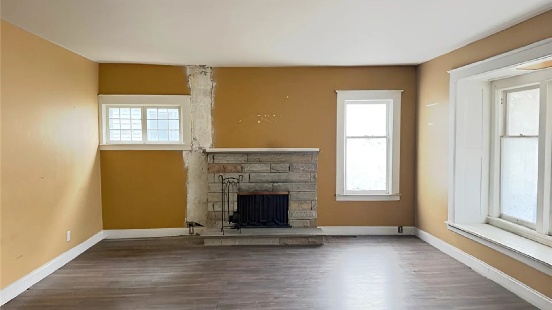 Property at 106 Elm Street, Elmira City, NY 14905 2