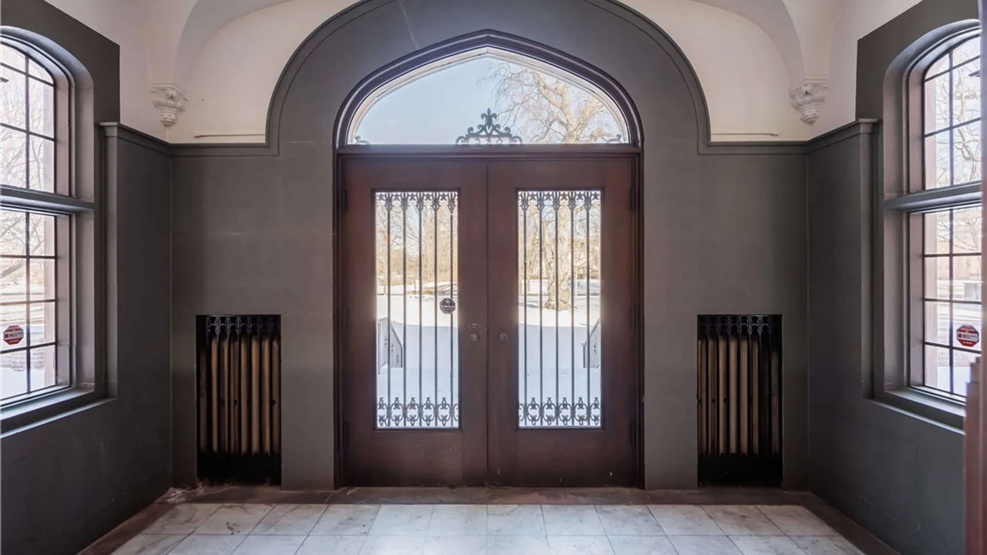 Property at 935 East Avenue, Rochester, NY 14607 16