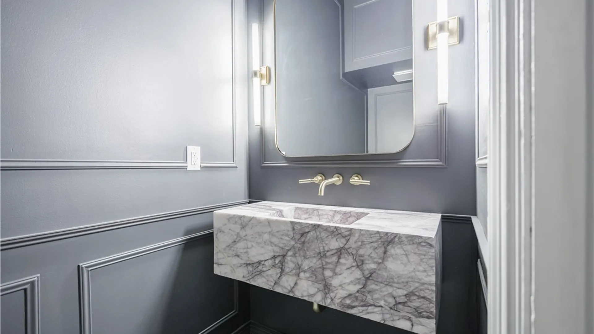 Property at 935 East Avenue, Rochester, NY 14607 25