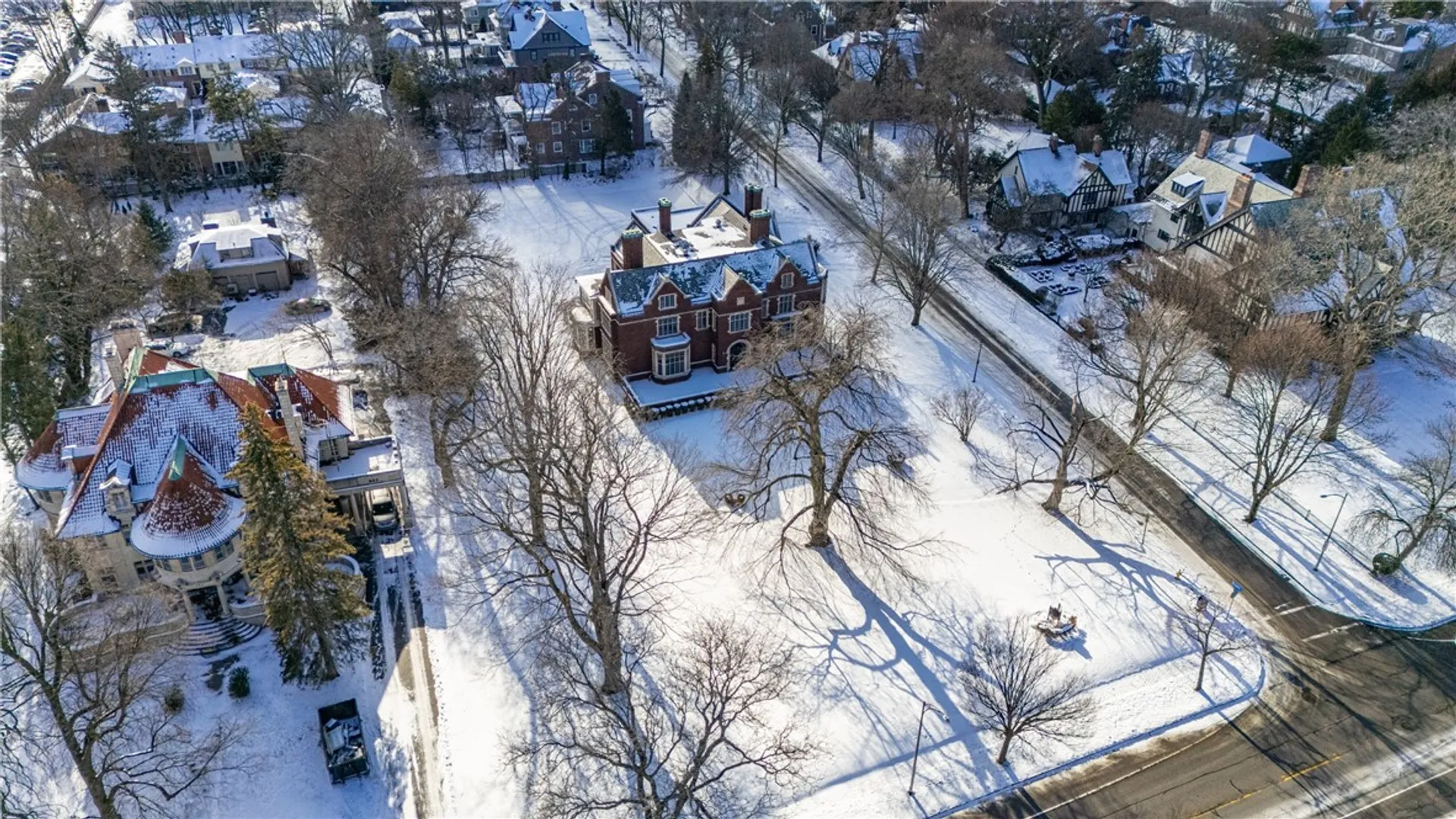 Property at 935 East Avenue, Rochester, NY 14607 4