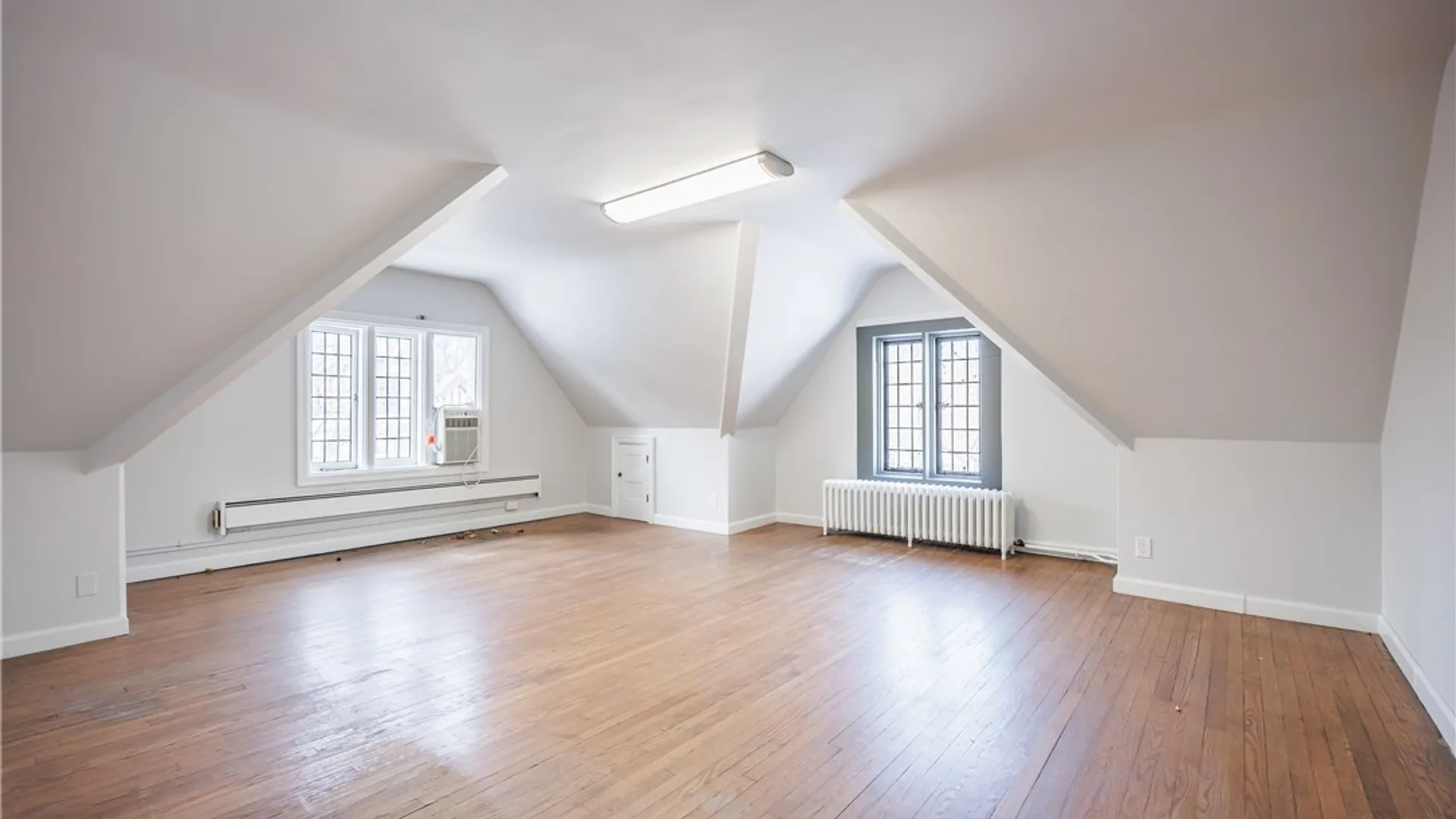 Property at 935 East Avenue, Rochester, NY 14607 45