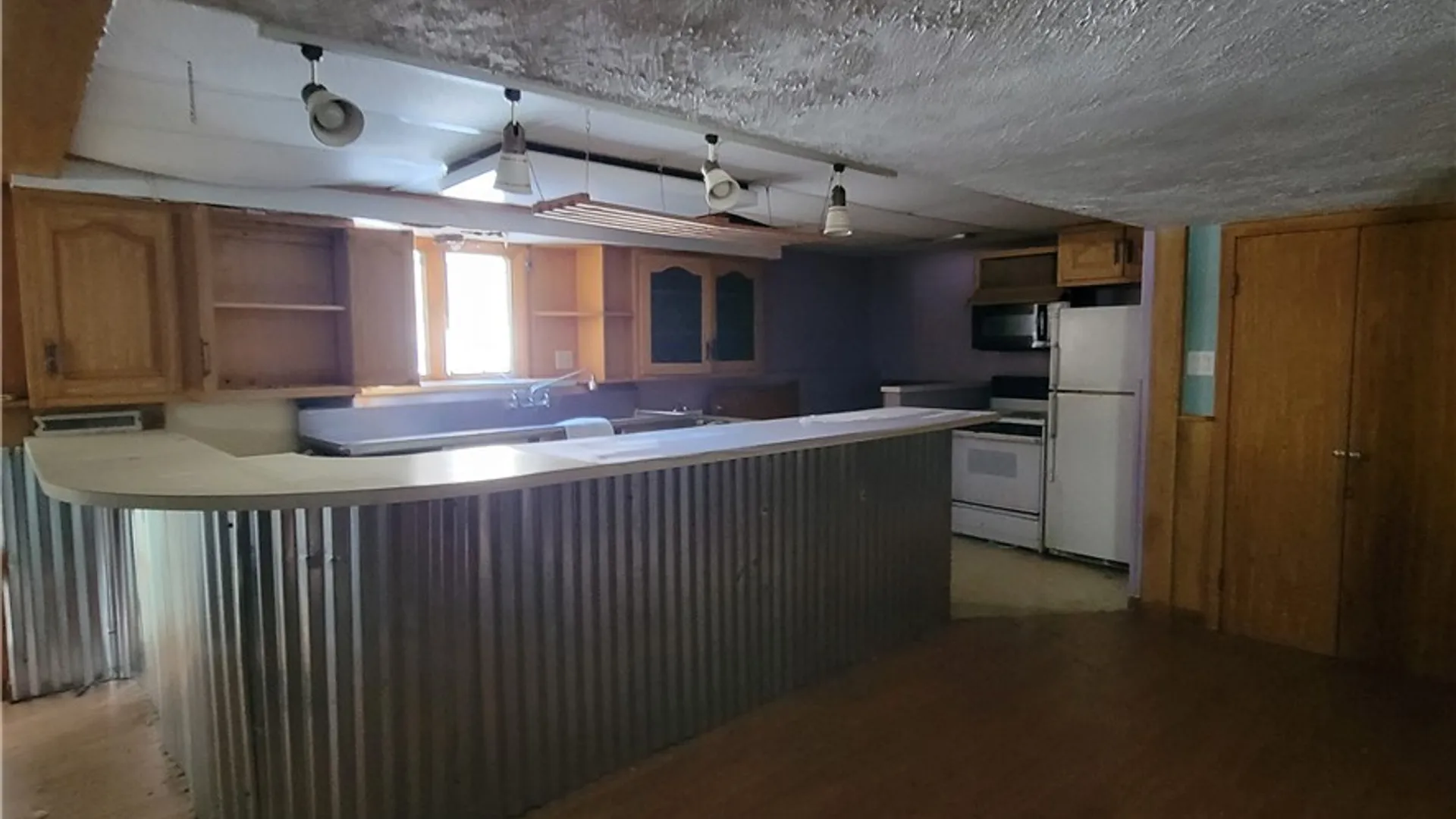 Property at 106 Victoria Park Drive, Salina, NY 13088 26