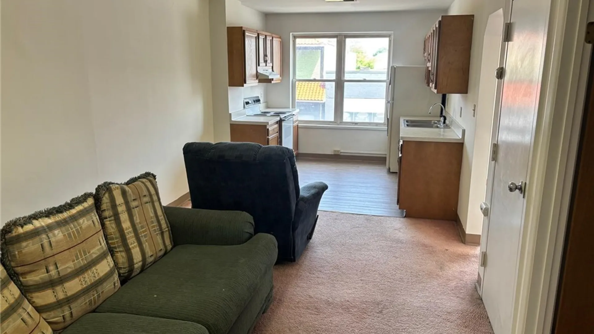 Property at 1715 Pine Avenue, Niagara Falls, NY 14301 12
